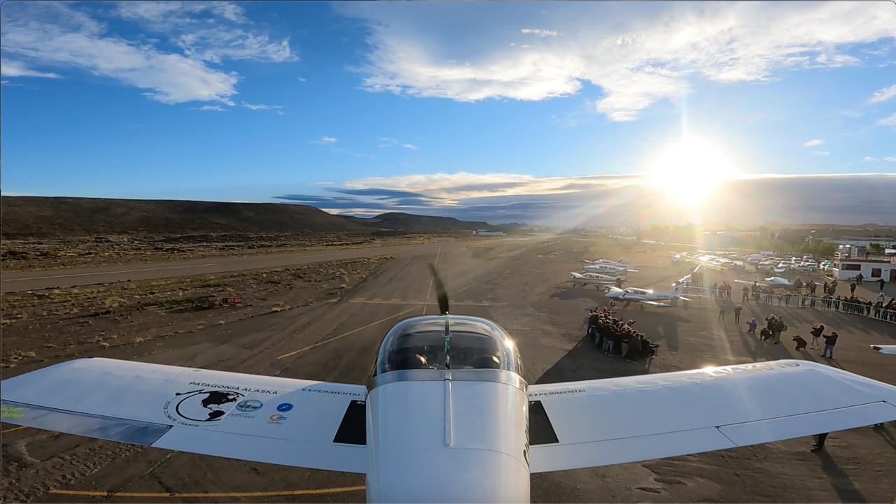 Los objetivos de la misión: promover el cuidado del medio ambiente y potenciar la ciencia y la aviación experimental  (@patagoniaalaska)
