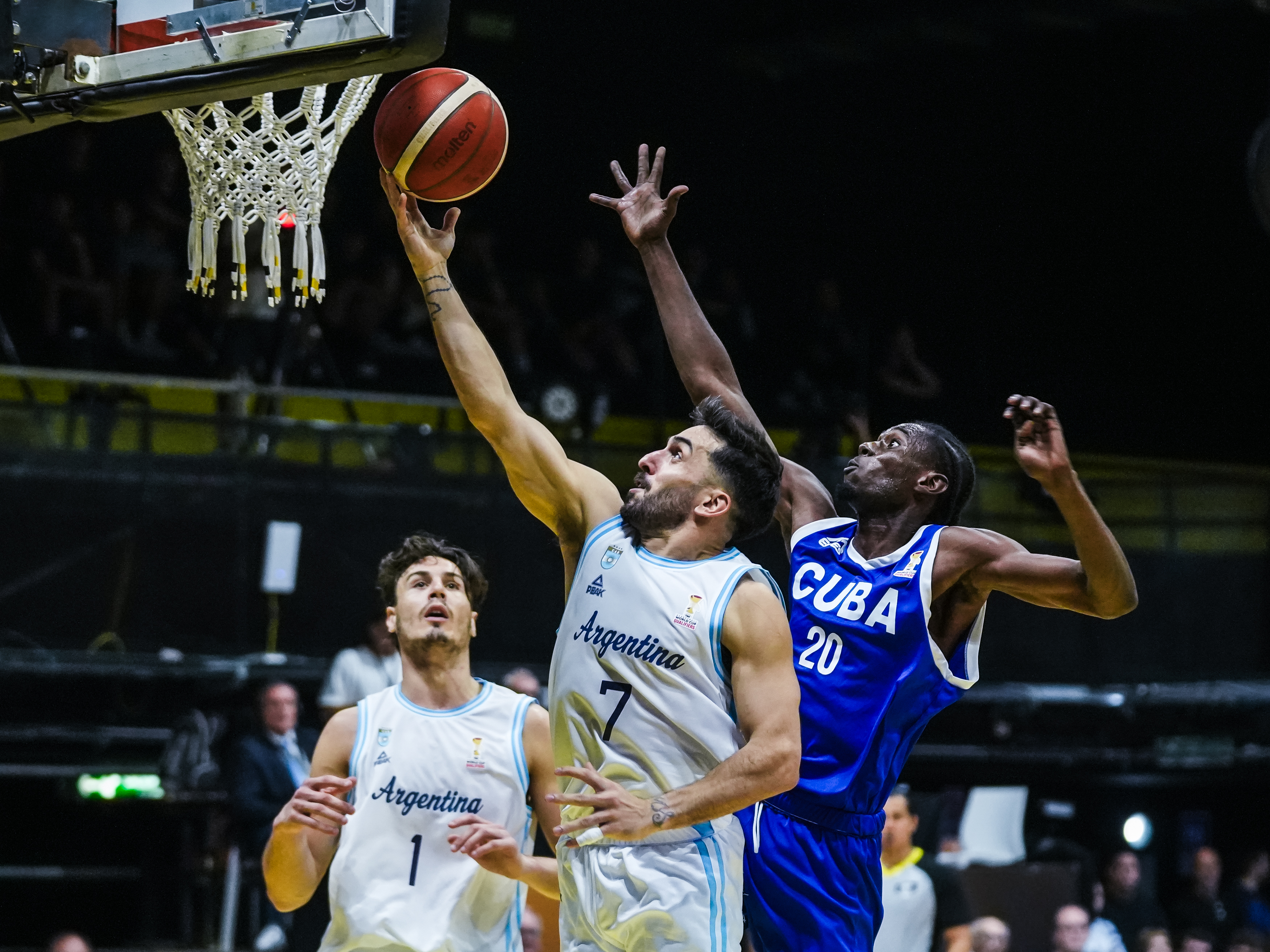 Argentina aplastó 105-49 a Cuba y dio otro paso para llegar al Mundial de básquet 2027