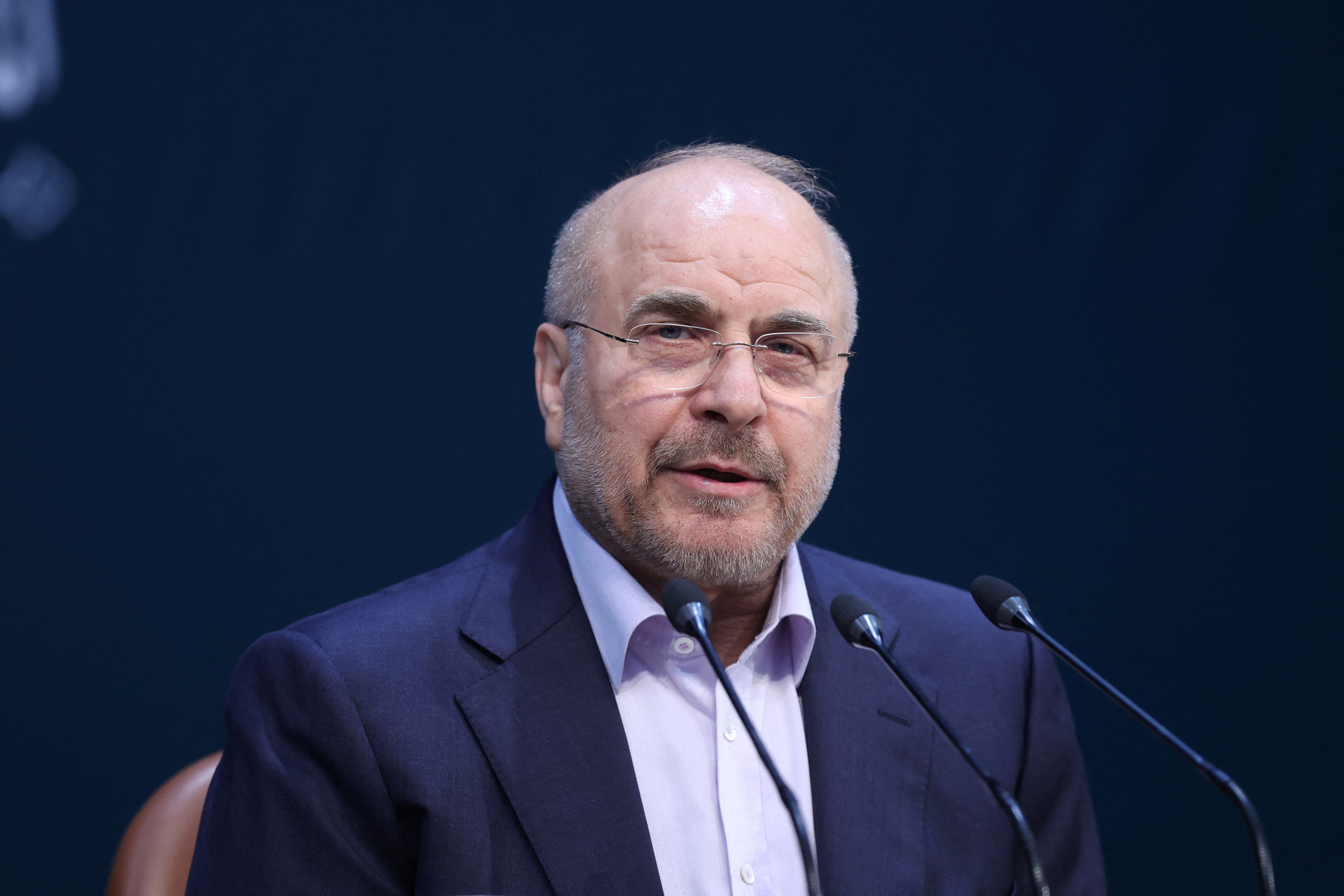 El r&eacute;gimen de Ir&aacute;n amenaz&oacute; con paralizar el tr&aacute;fico mar&iacute;timo a trav&eacute;s del estrecho clave del Mar Rojo