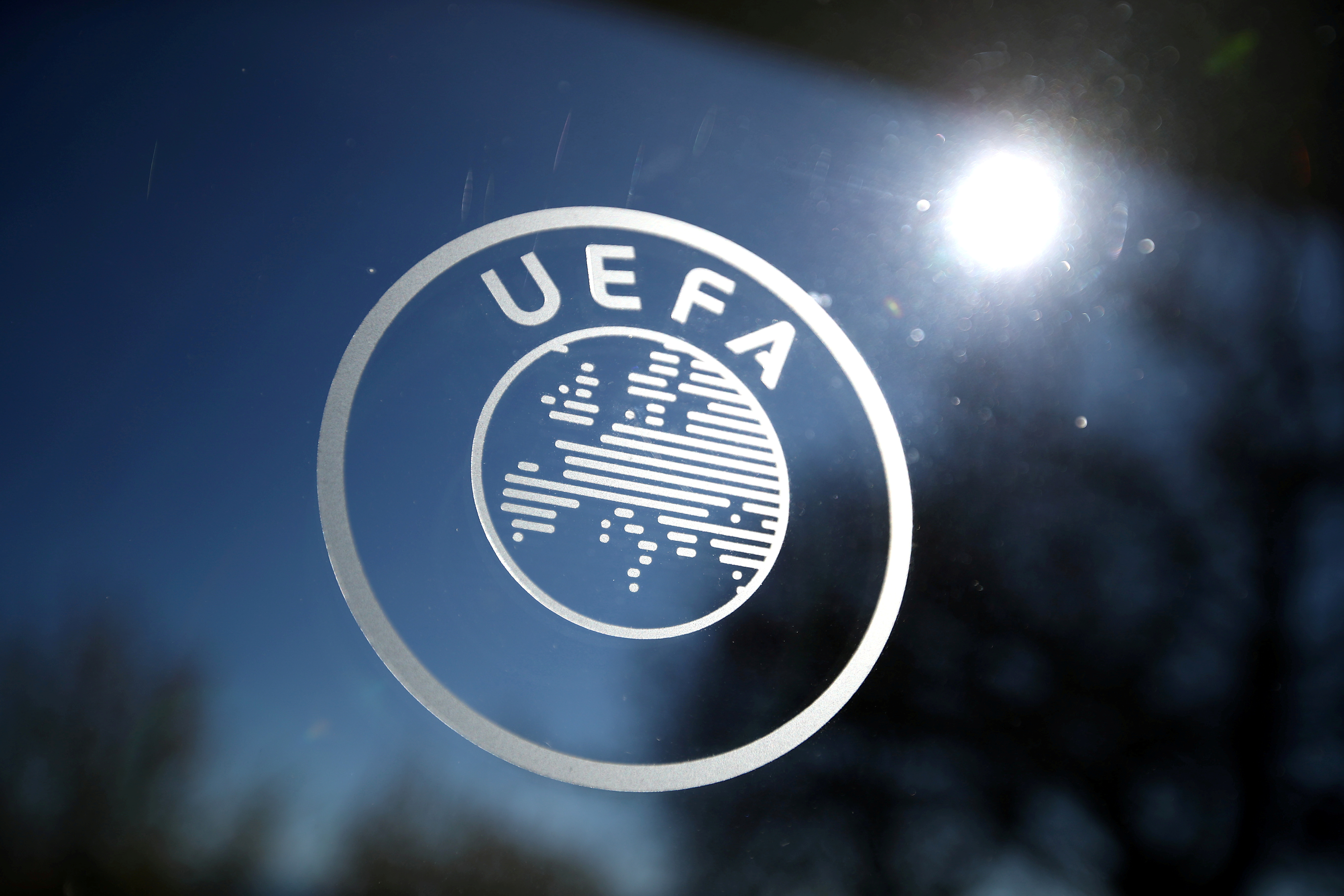 La UEFA se ha expresado en contra de la creación de este torneo (Reuters)