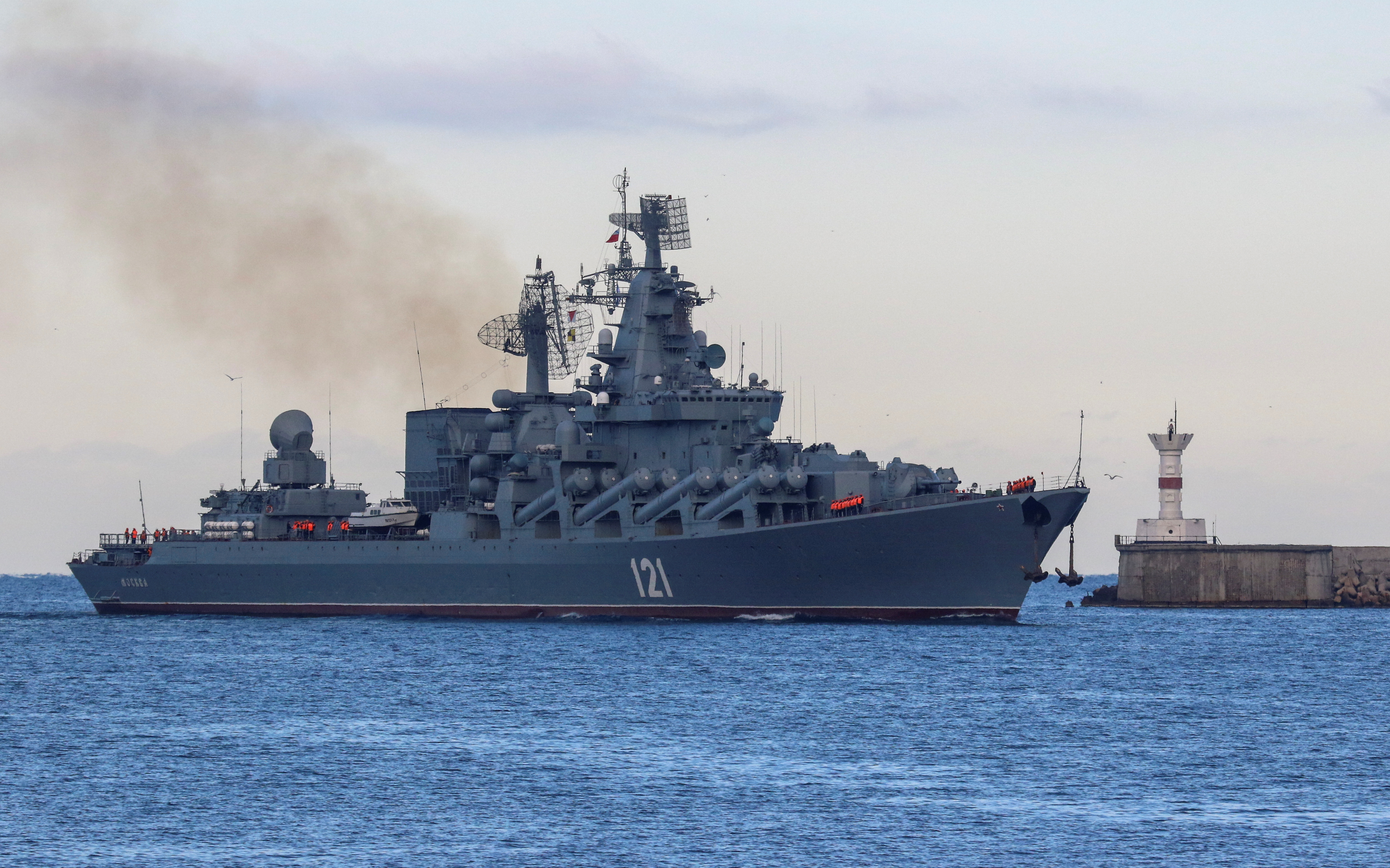 Moskva cruiser Moskva sails into the harbour of Sevastopol