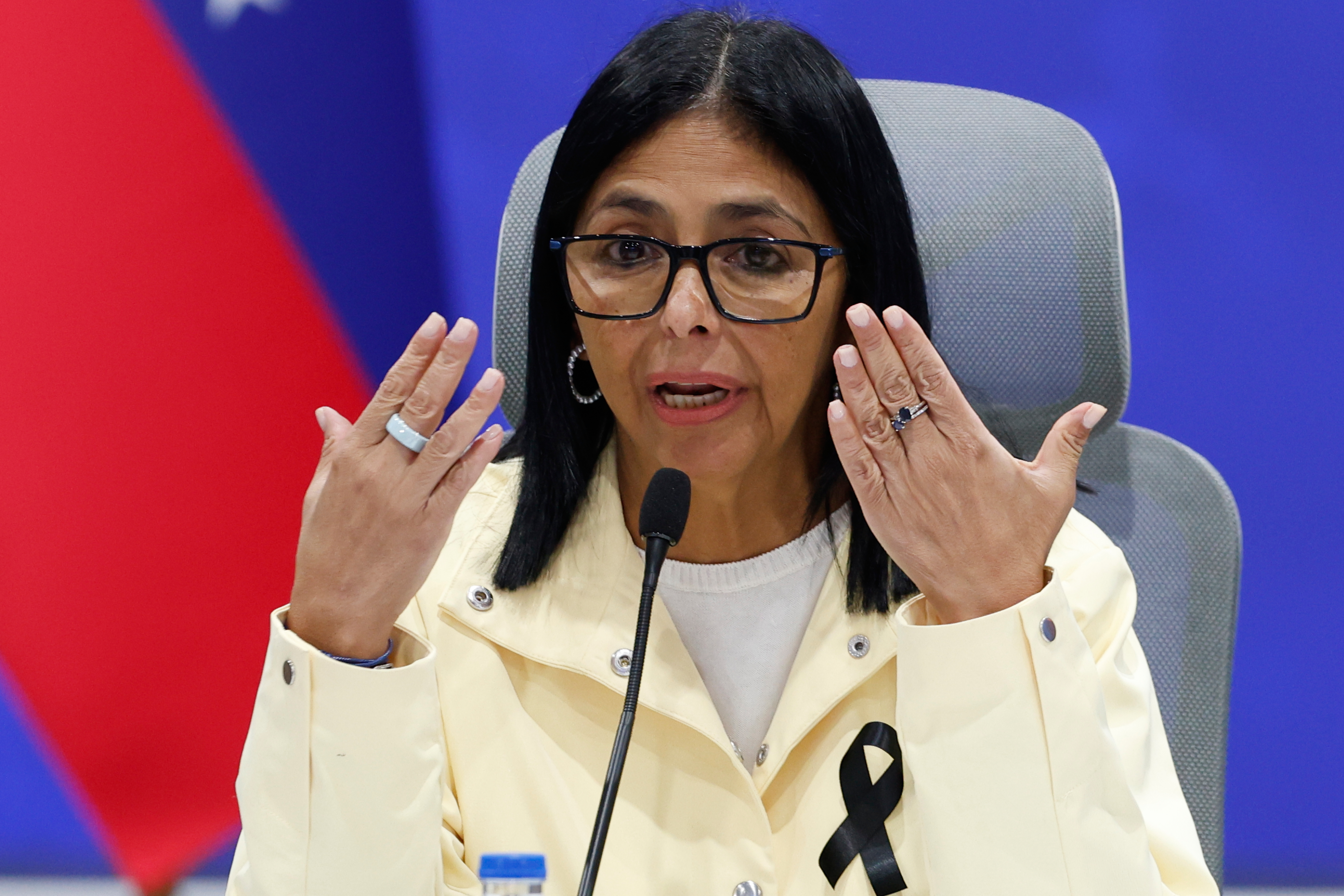 Delcy Rodríguez le pidió a Carlos III la liberación del oro venezolano en el Banco de Inglaterra - Infobae