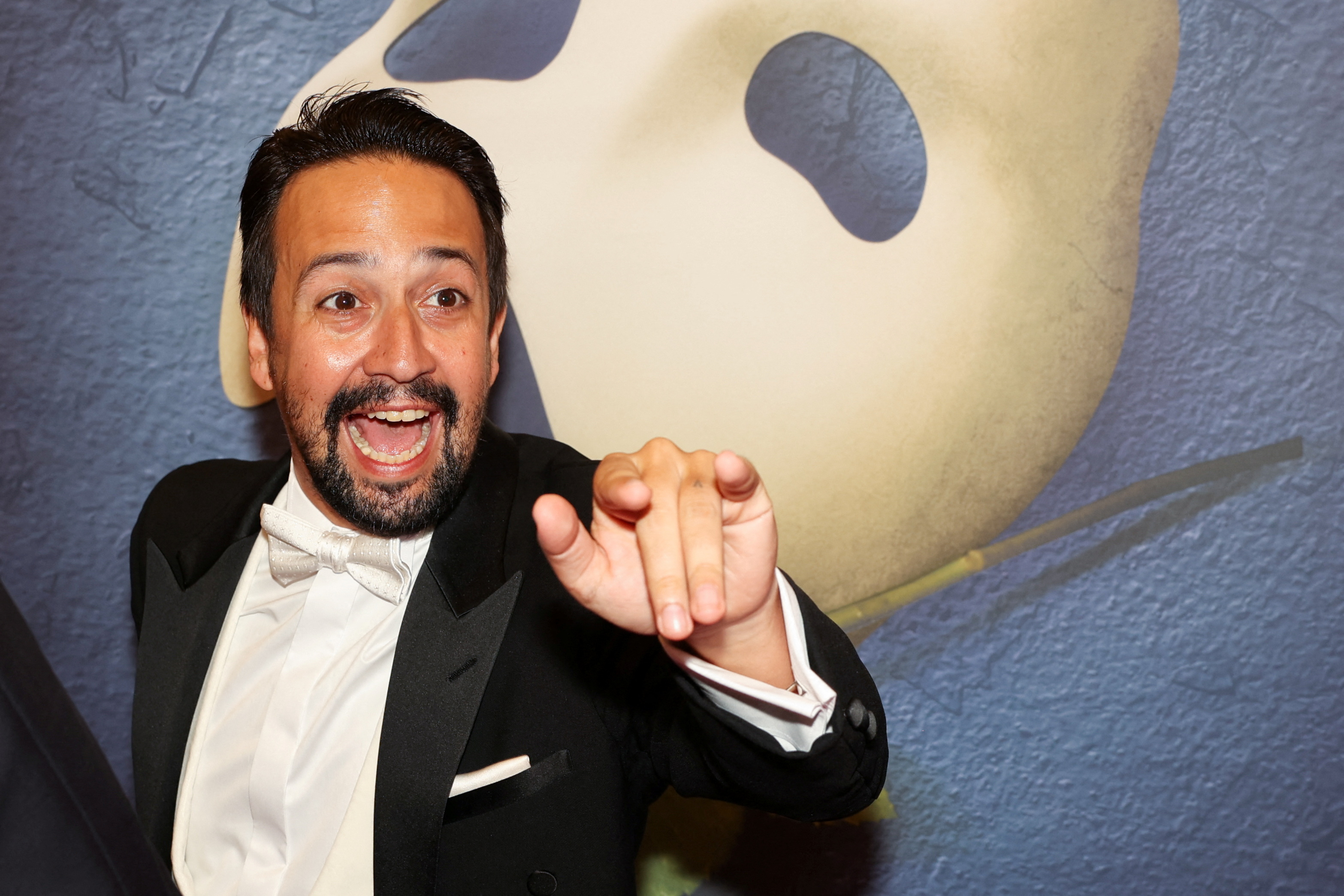 The actor and producer, Lin-Manuel Miranda, during his time on the red carpet.  (PHOTO: REUTERS/Caitlin Ochs)