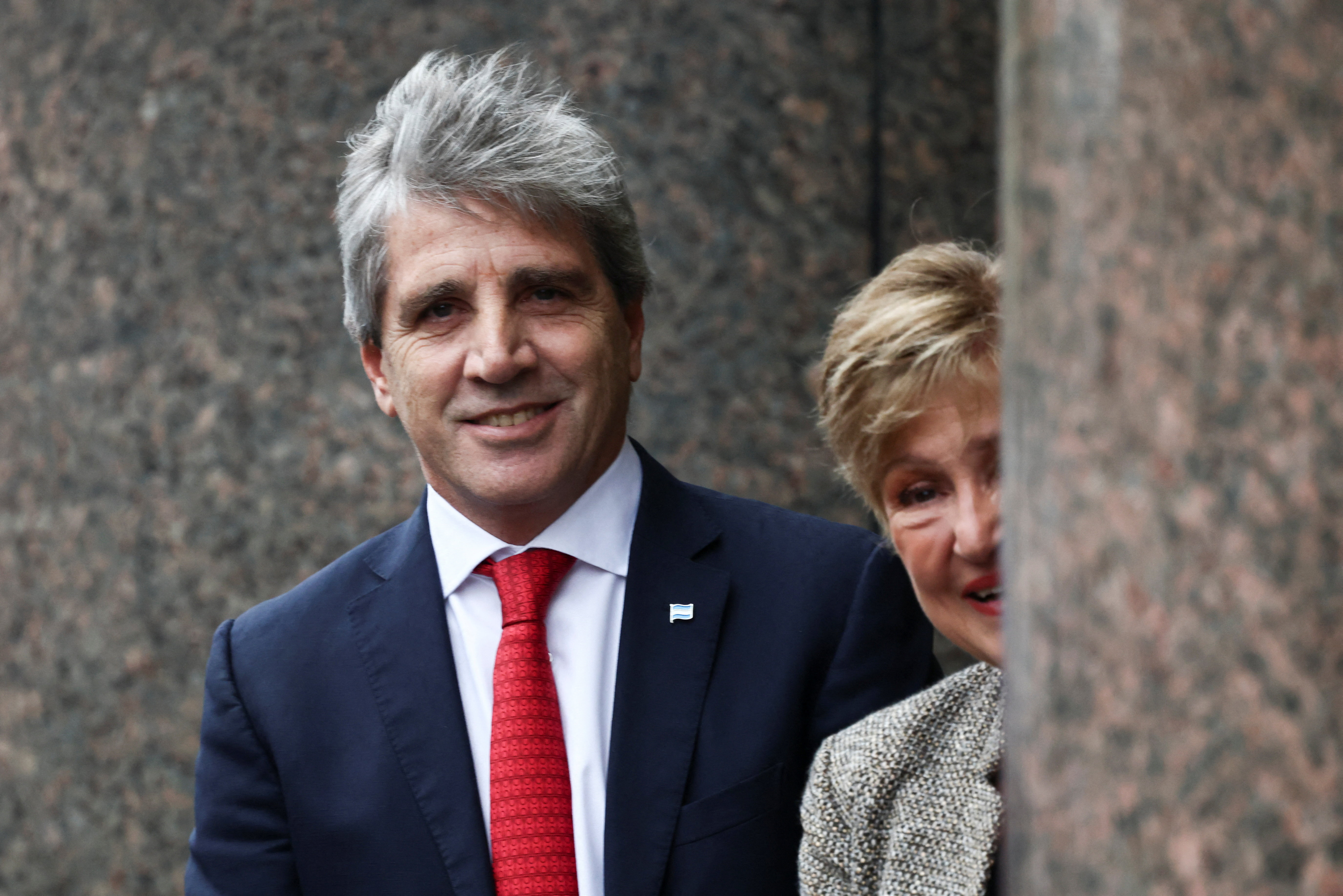 El Gobierno afronta hoy un nuevo vencimiento de deuda con el FMI: cuánto tiene que pagar y cómo lo hará