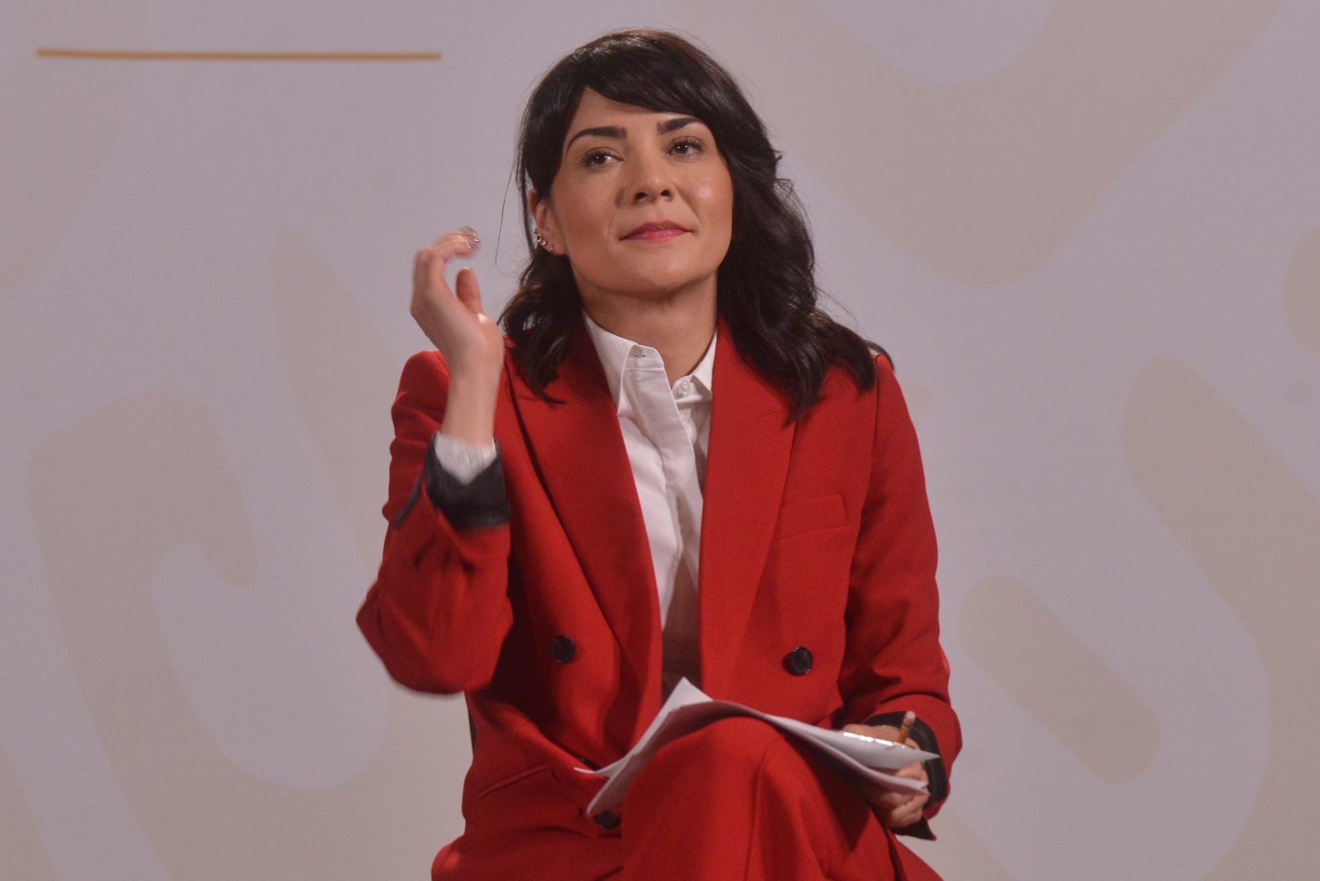 Ana Elizabeth García Vilchis es la encargada de presentar la sección "Quién es quién en las mentiras".
 
FOTO: MARIO JASSO/CUARTOSCURO.COM