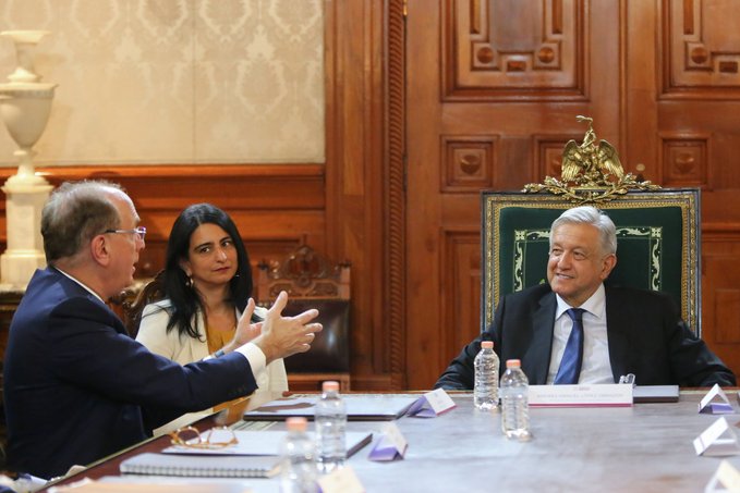 Andrés Manuel López Obrador, presidente de México, y Larry Fink, CEO de BlackRock