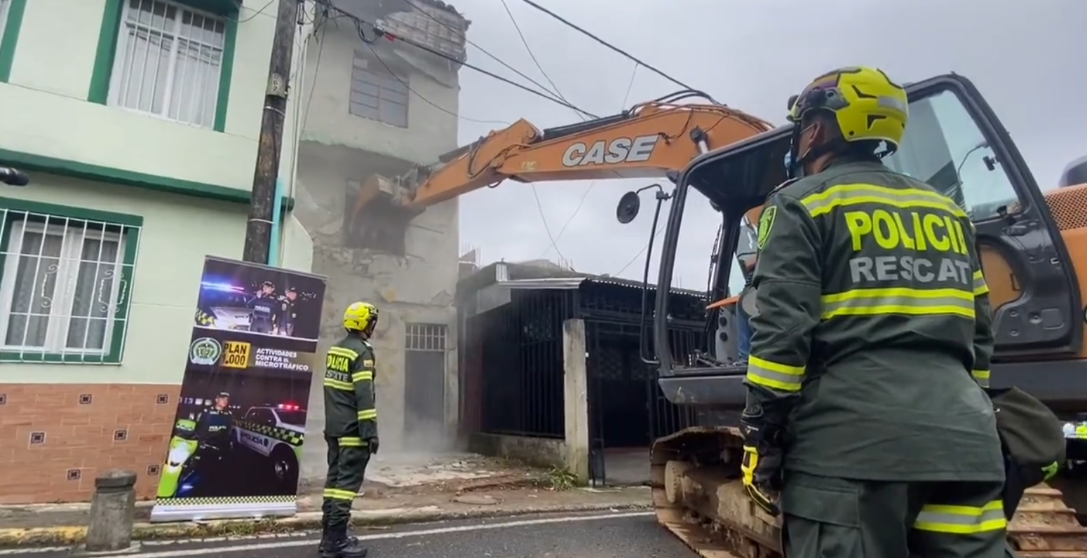 Police reportedly entered street residents to a house in Pereira to claim that it was a pot of microtrafficking and demolish it