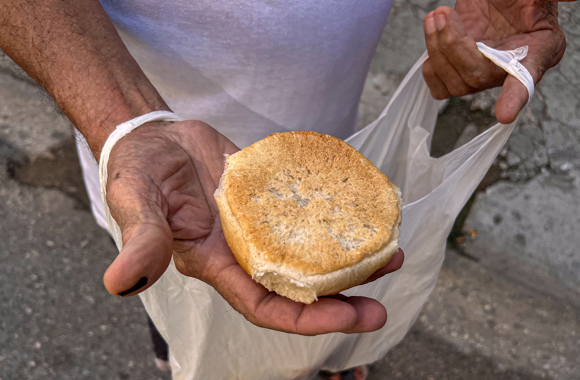 En Cuba hay hambre de muchas cosas”: la dramática crisis que atraviesa la  isla en medio de la escasez de alimentos subvencionados - Infobae