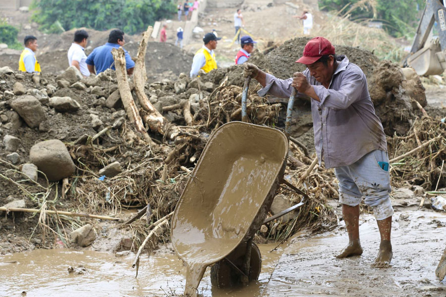 Más de 50 mil damnificados y 85 muertos por lluvias, informó Indeci