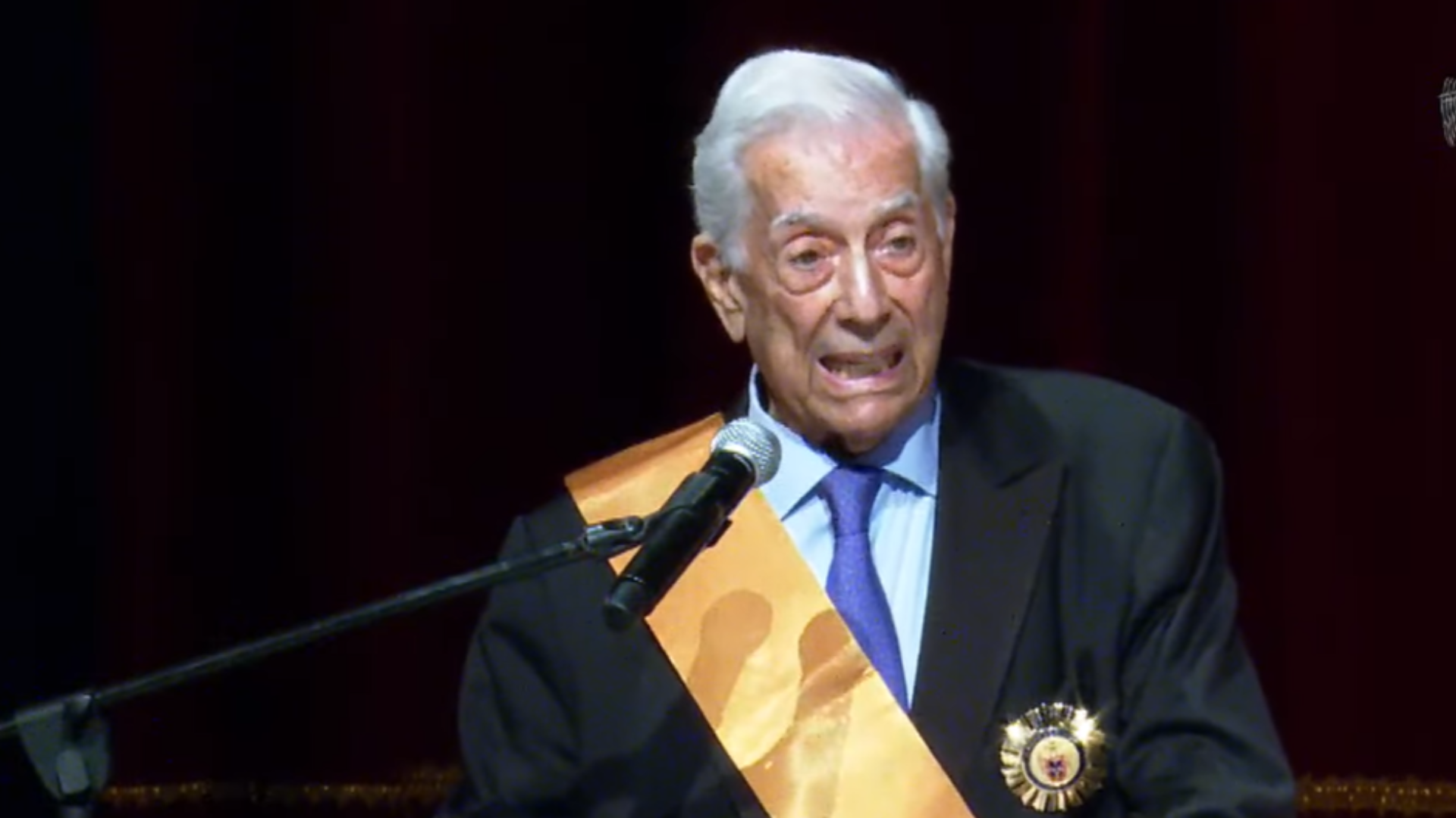 Mario Vargas Llosa cuestionó intromisiones de algunos gobiernos en el Teatro Municipal de Lima.
Foto: MML