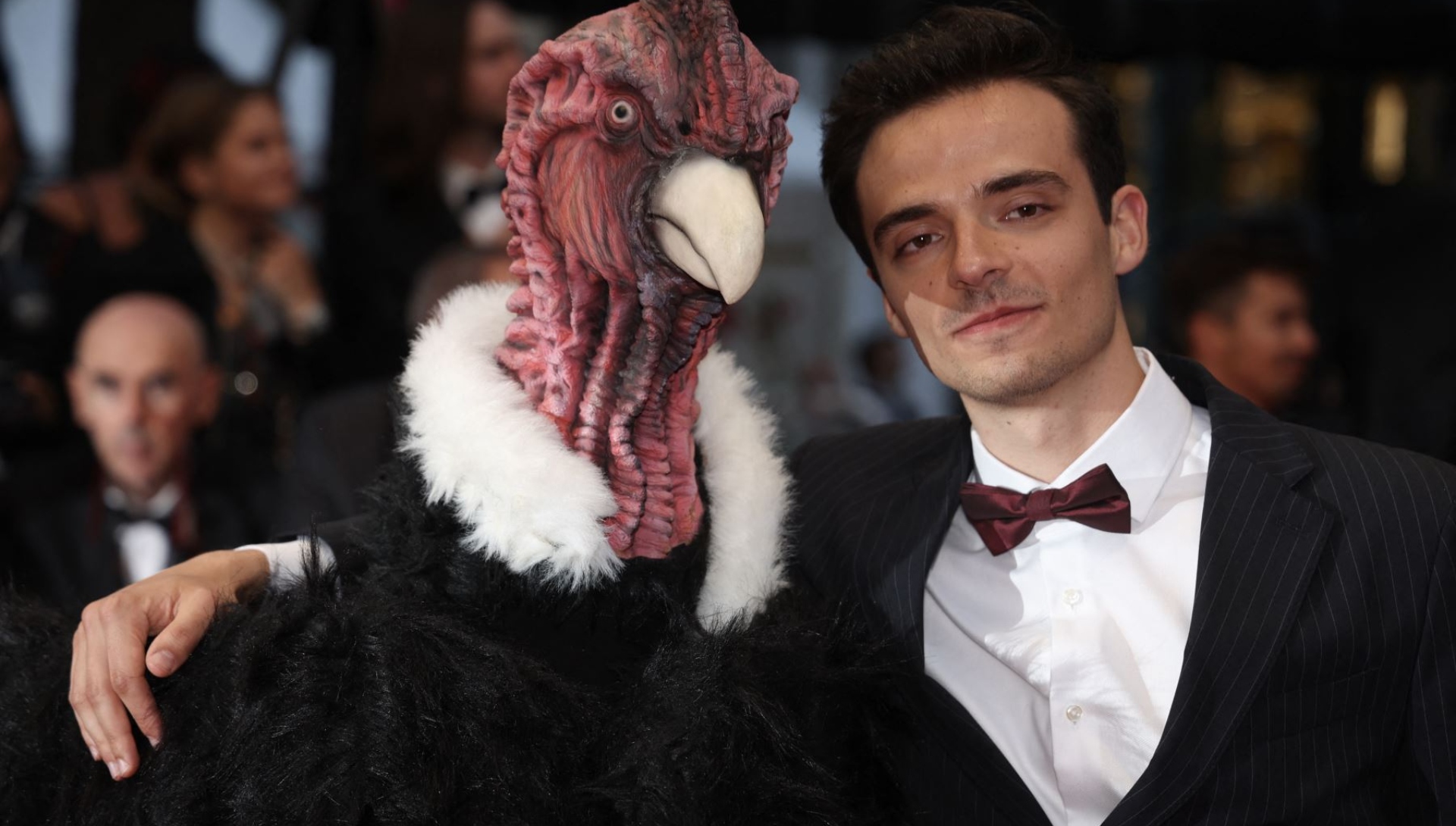 El cóndor andino se robó la atención en Festival de Cannes durante estreno  del documental 'I Love Perú' - Infobae