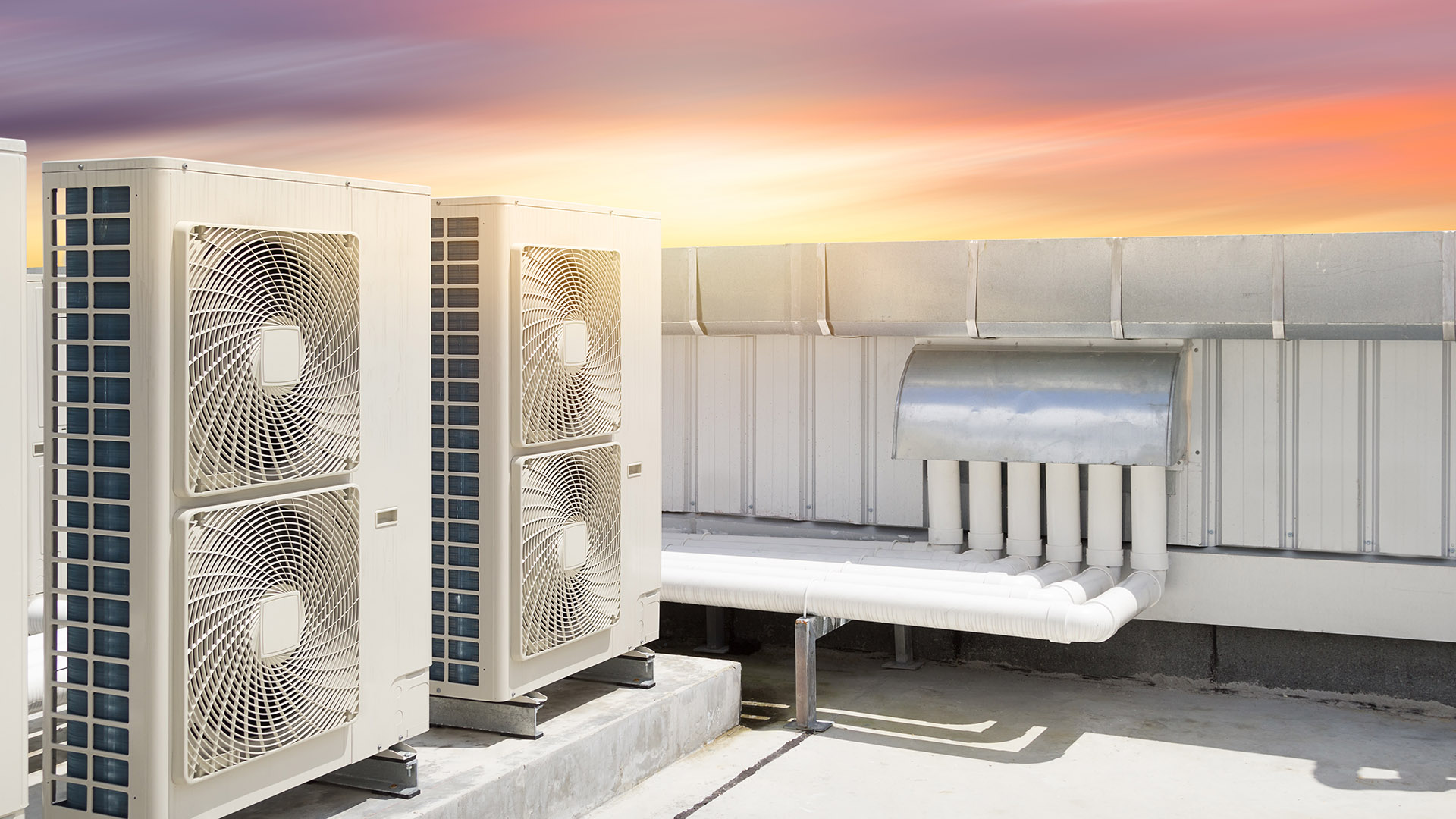 José Luis Jiménez advierte que los sistemas de ventilación deben adaptarse para poder filtrar el aire de los espacios de manera constante. Si esto no es posible es recomendable evitar estos espacios (Shutterstock)