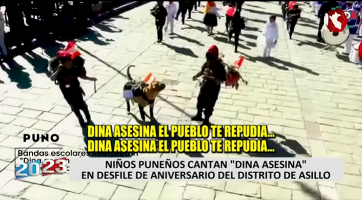 Escolares de primaria en Puno entonan durante un desfile: “Dina asesina, el pueblo te repudia”
