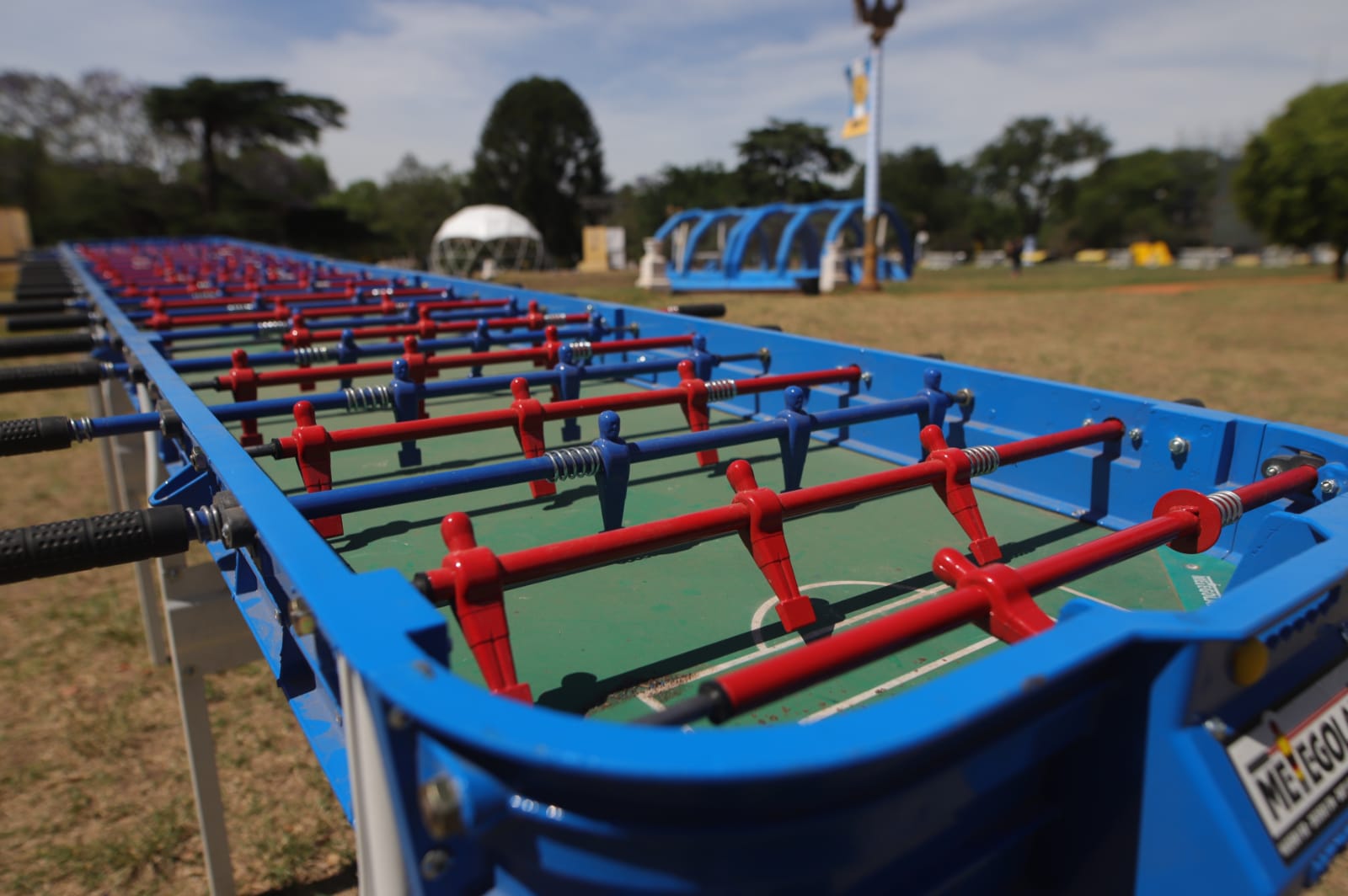 A giant table football, among the different activities offered by the World Emotion Square arranged by the Buenos Aires Government in the Palermo neighborhood.  (GCBA)