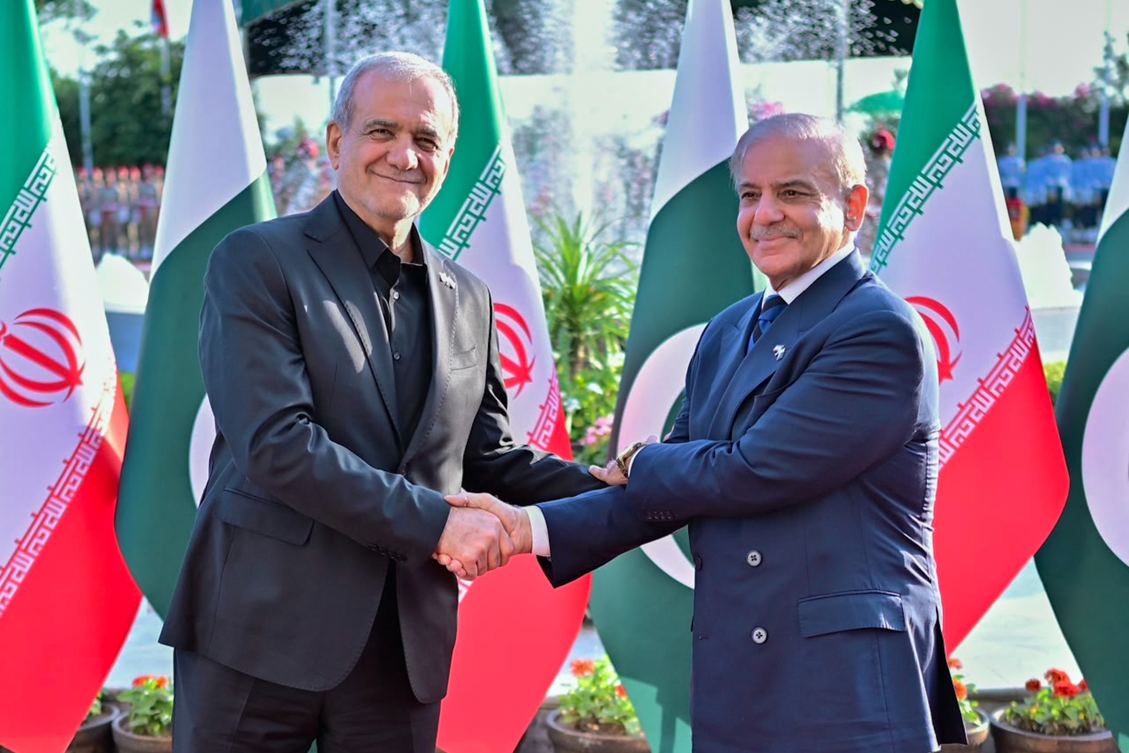 Pakist&aacute;n inst&oacute; al r&eacute;gimen de Ir&aacute;n a mantener la paz en Medio Oriente: 