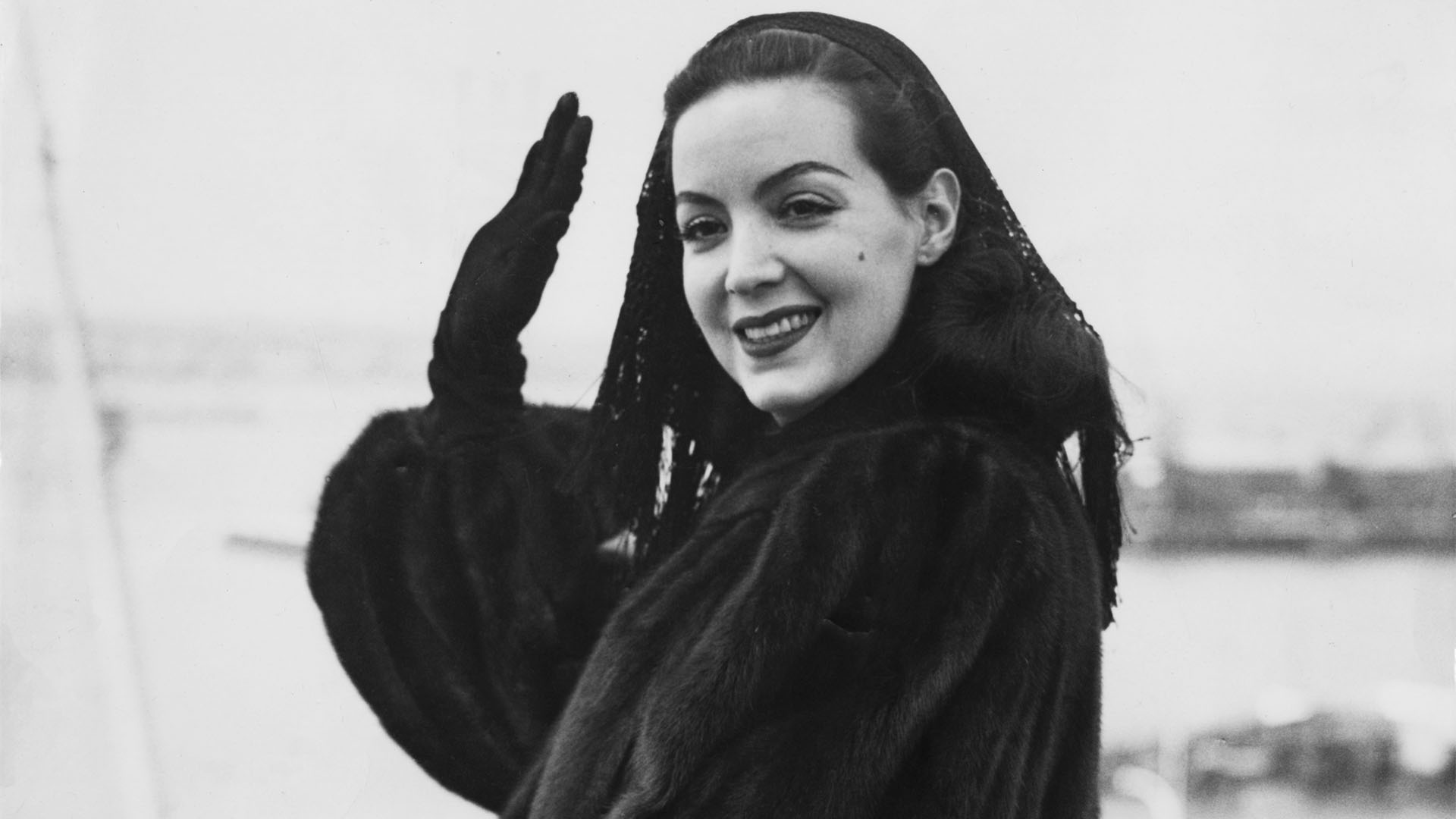 Mexican actress Maria Felix (1914 - 2002) on board the SS Queen Elizabeth at Southampton, en route for the US, 18th March 1949. (Photo by Keystone/Hulton Archive/Getty Images)