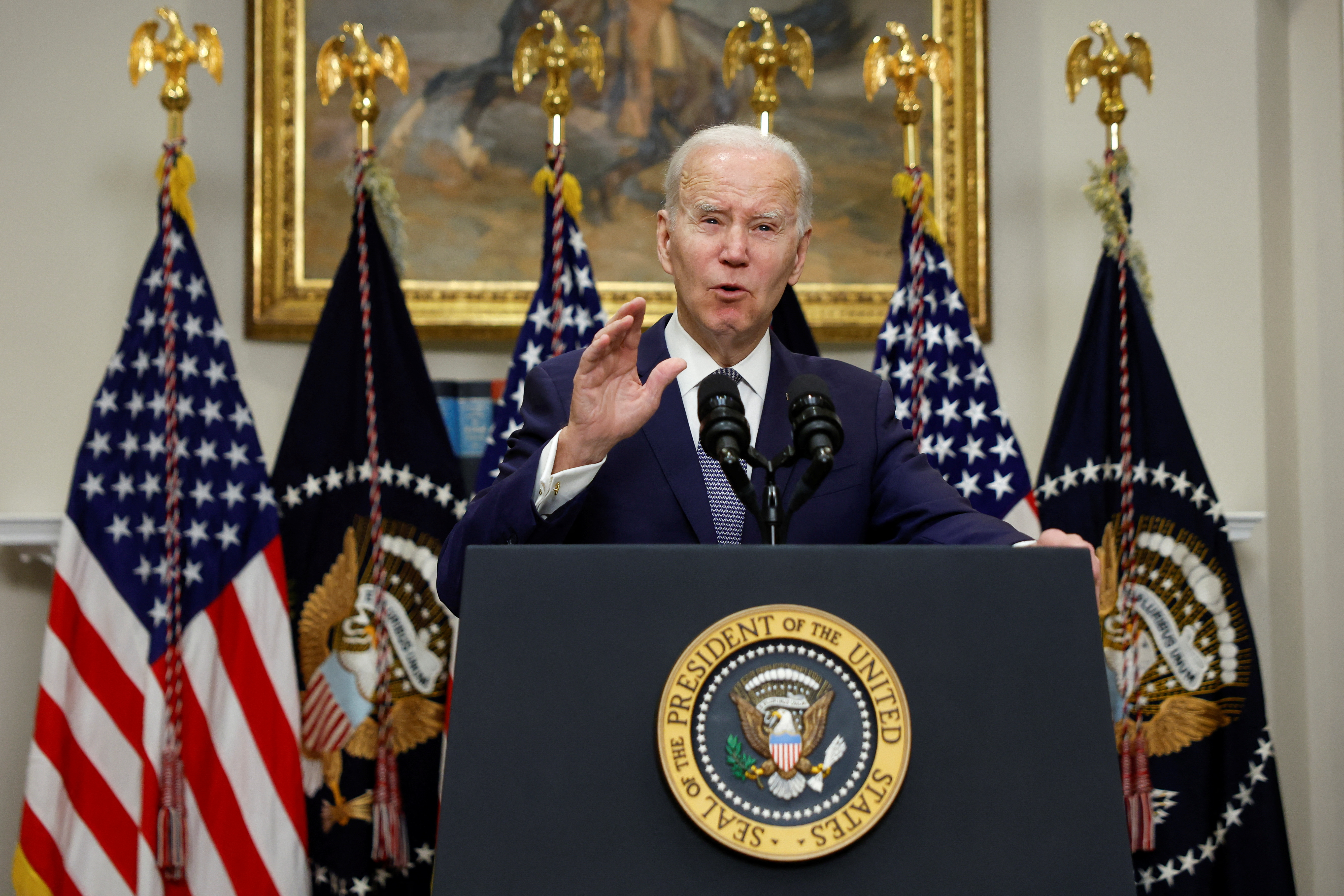 Biden se comprometió a hacer rendir cuentas a los responsables de la quiebra del Silicon Valley Bank. (REUTERS/Evelyn Hockstein)