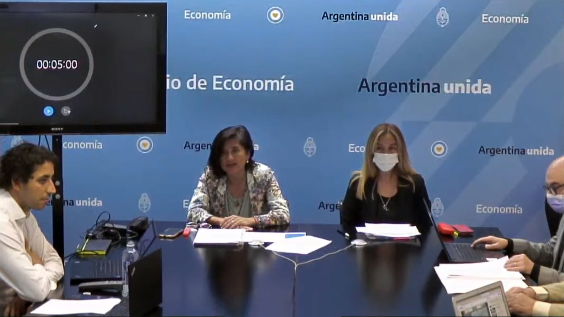 Maggie Videla Oporto, subsecretaria de Hidrocarburos, durante la audiencia