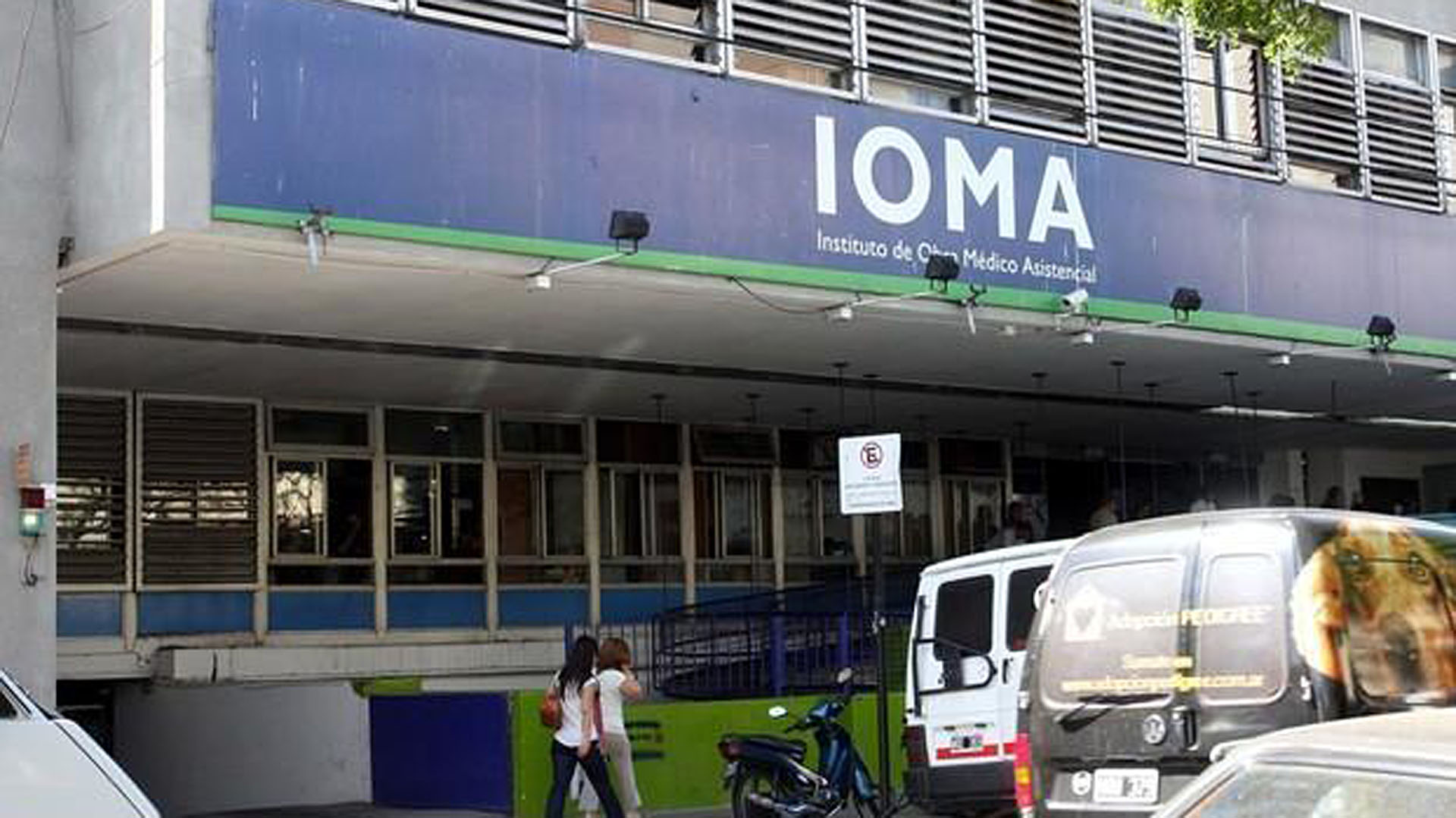 El cruce entre el gobierno de Kicillof y la oposici&oacute;n bonaerense por las prestaciones de IOMA