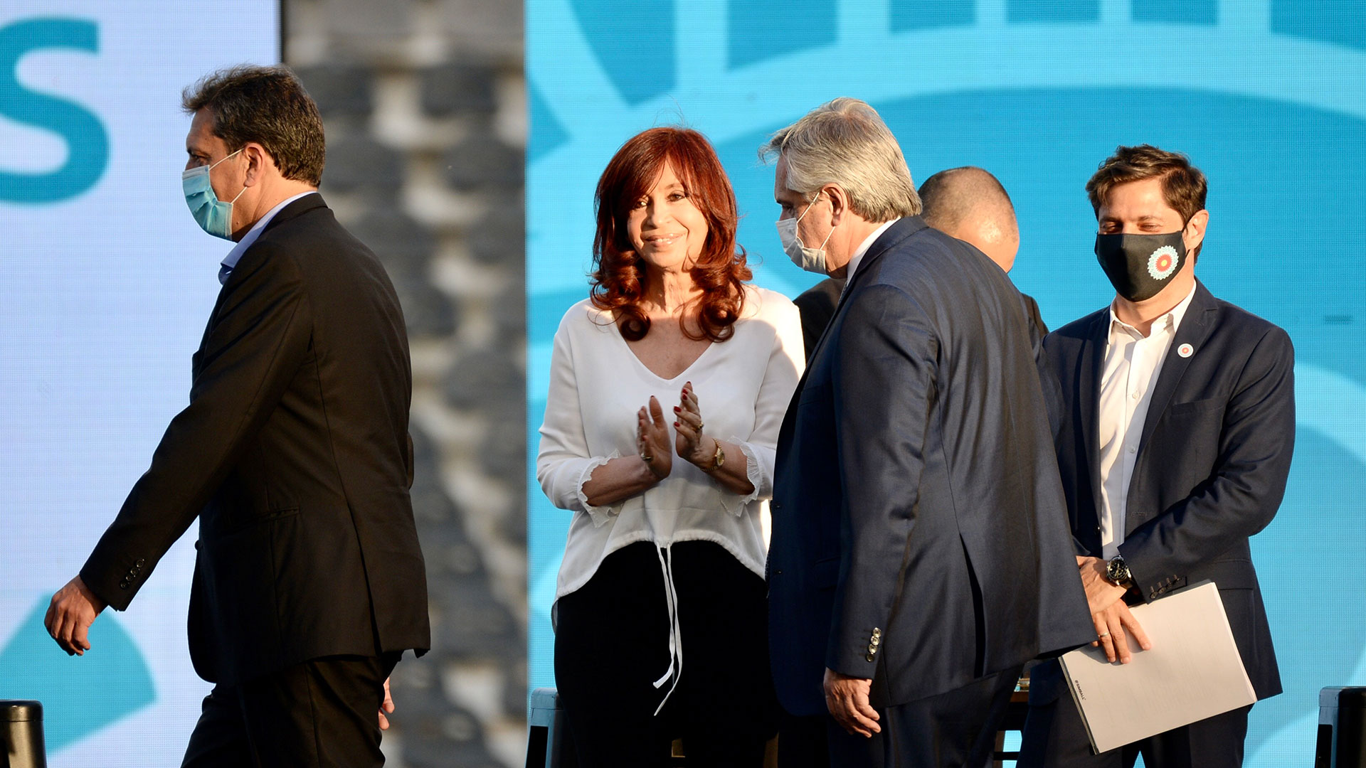 Alberto Fernández, Cristina Kirchner, Sergio Massa y Axel Kicillof durante un acto en el estadio único de La Plata