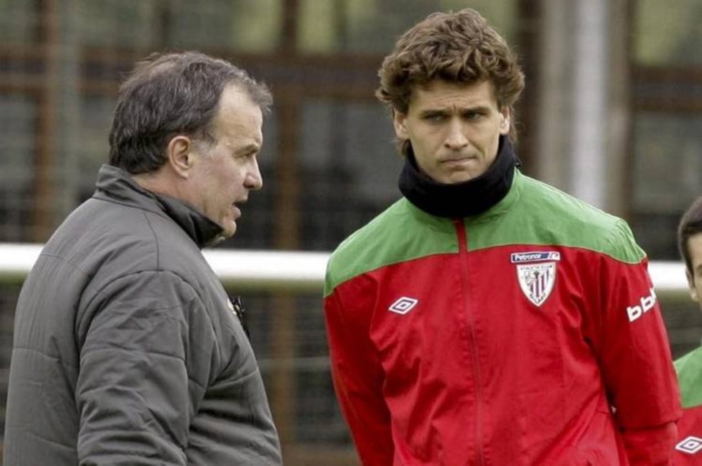 Bielsa en Athletic Bilbao con Fernando Llorente