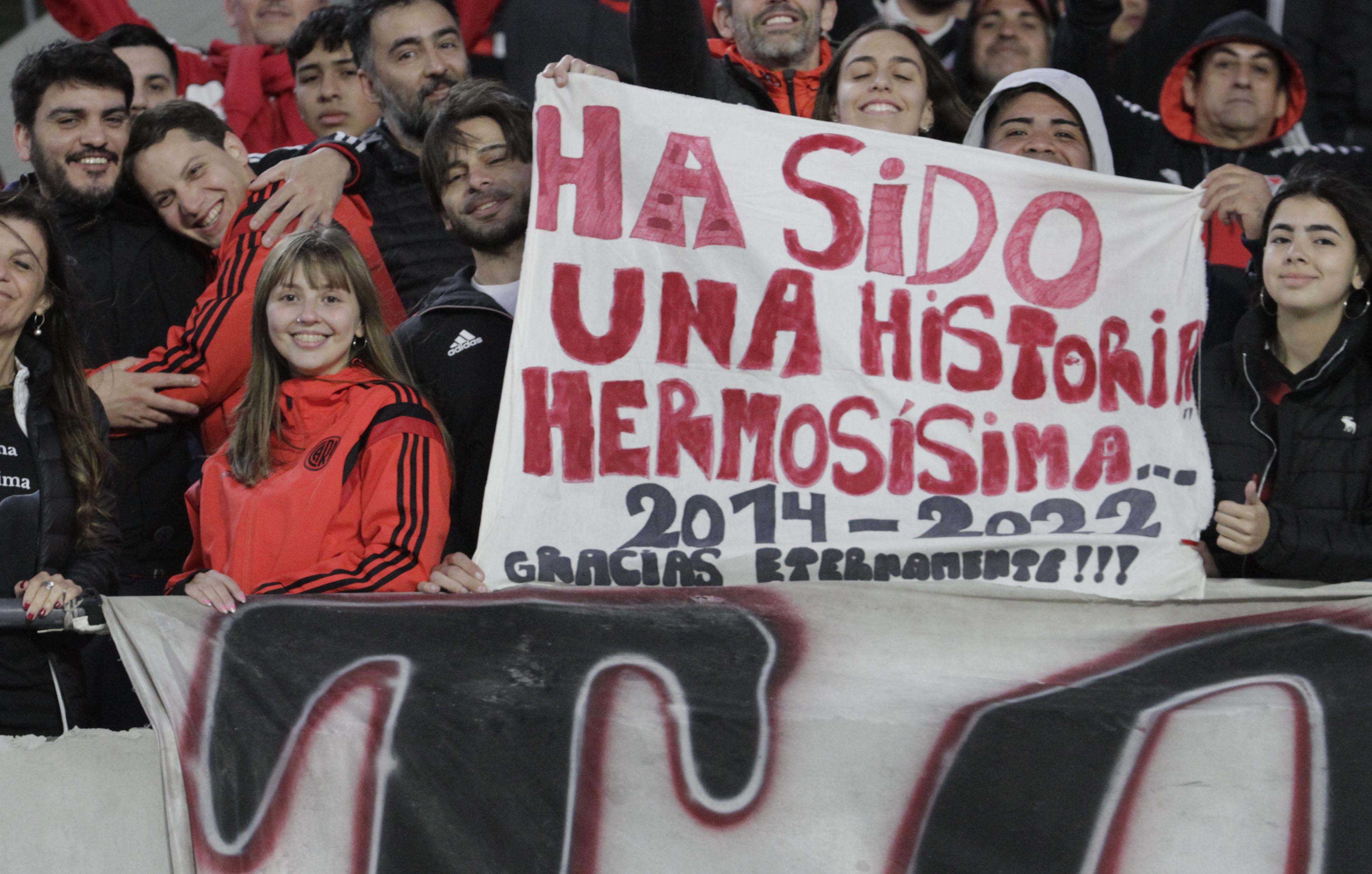 "Ha sido una historia hermosísima": la frase de Gallardo en la conferencia despedida, hecha bandera