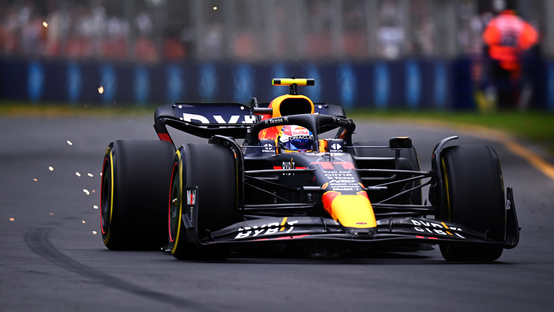 F1 en vivo: Checo Pérez sube al tercer lugar del Gran Premio de España tras derrape de Verstappen