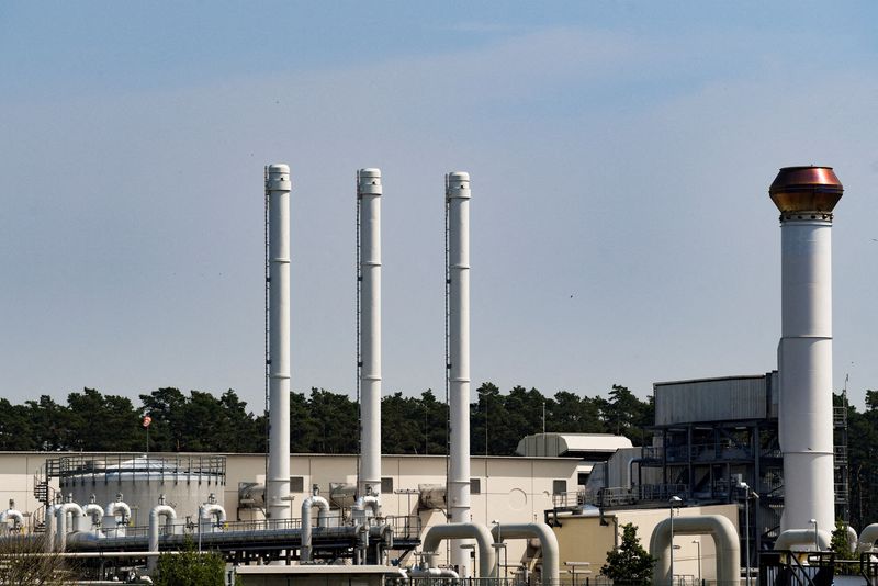 FOTO DE ARCHIVO. Tuberías en las instalaciones de desembarco del gasoducto "Nord Stream 1" en Lubmin, Alemania. 21 de julio de 2022. REUTERS/Annegret Hilse