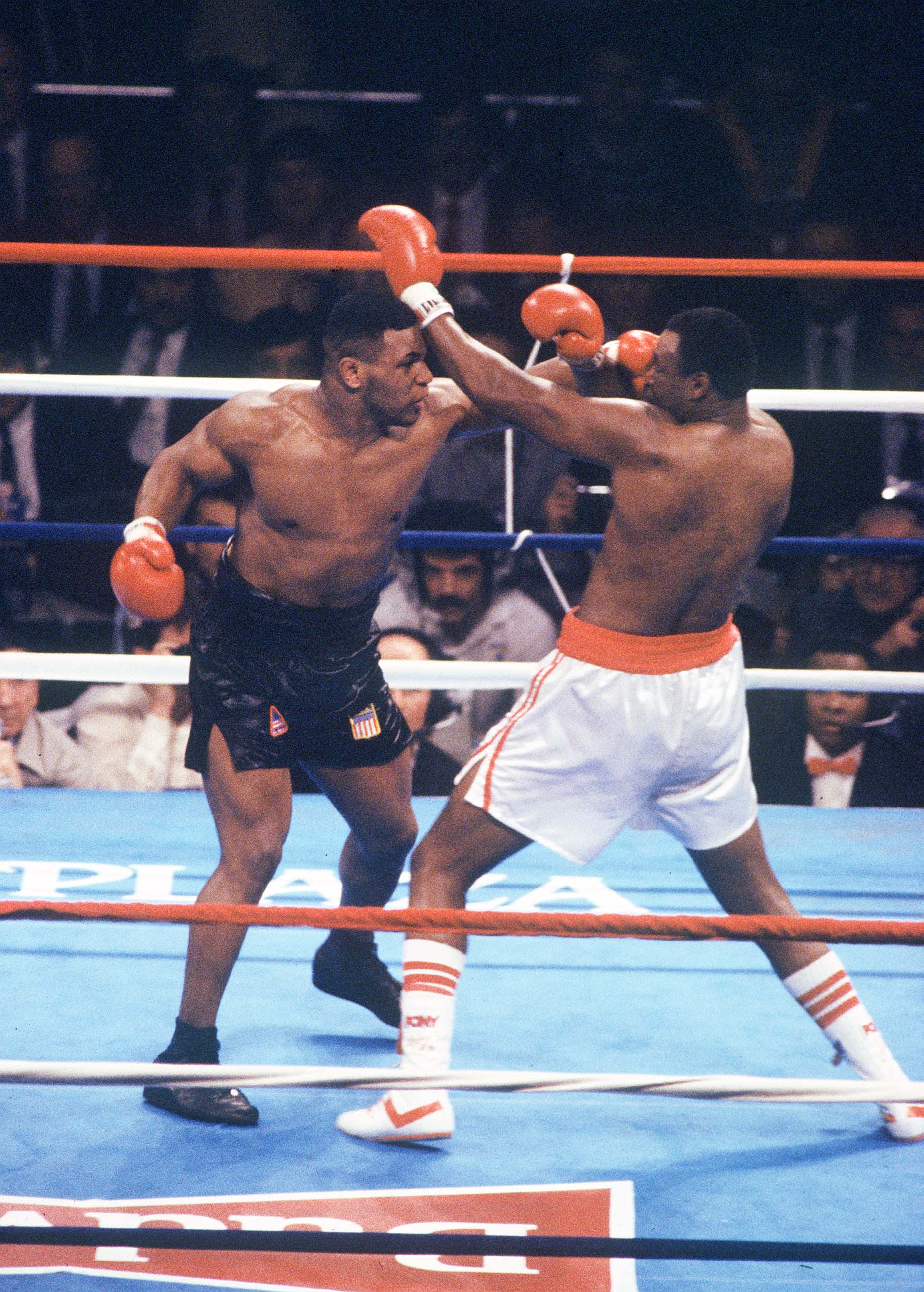 Mike Tyson vs Larry Holmes en 1988 en Atlantic City