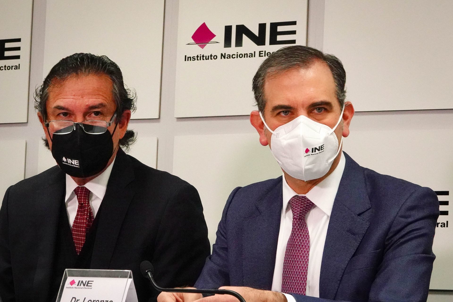Lorenzo Córdova responsabilizó a la 4T por renuncia de Edmundo Jacobo al INE: “Se vio obligado”