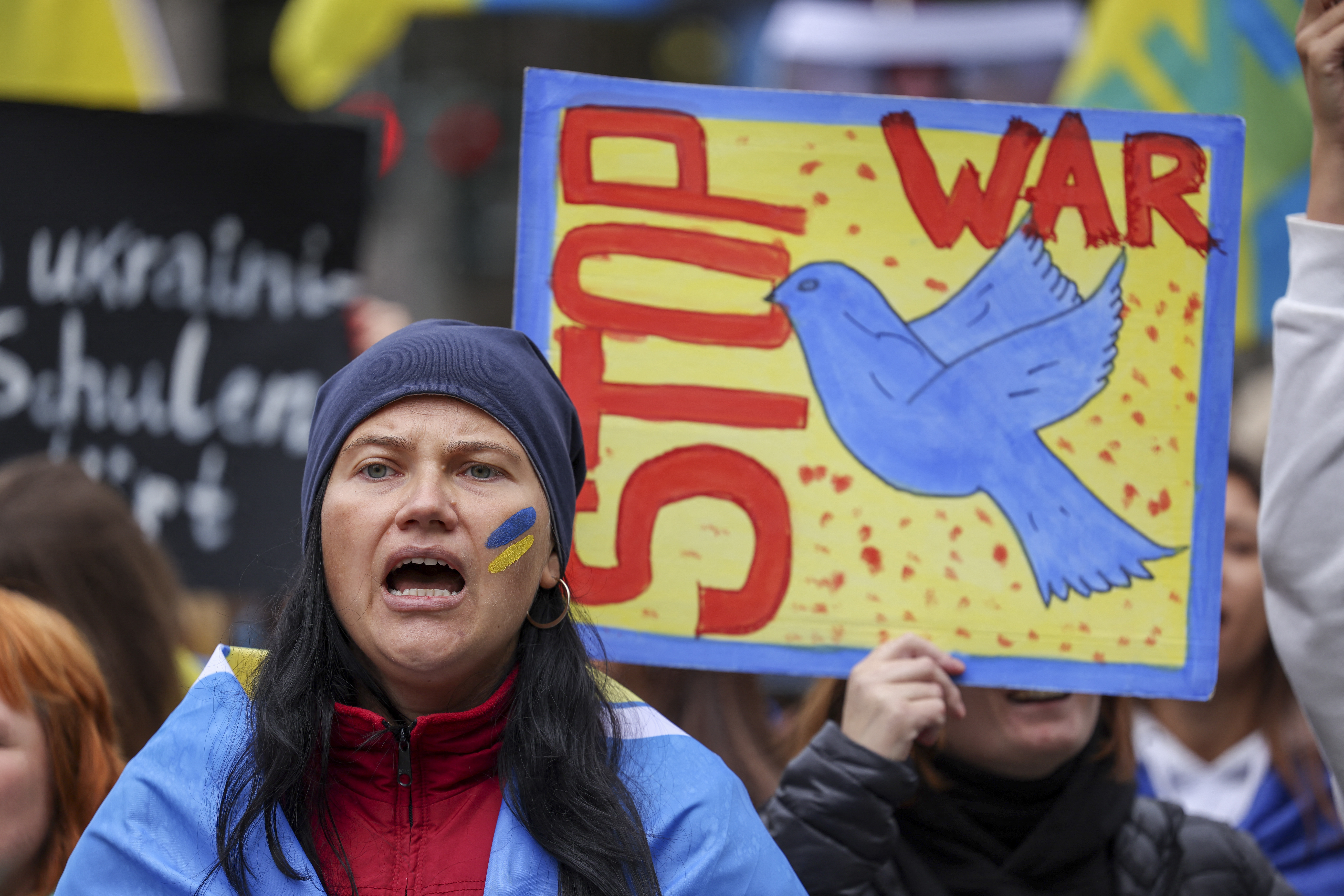 Protestas en contra de la guerra en Ucrania en Frankfurt, Alemania (REUTERS/Alex Kraus)