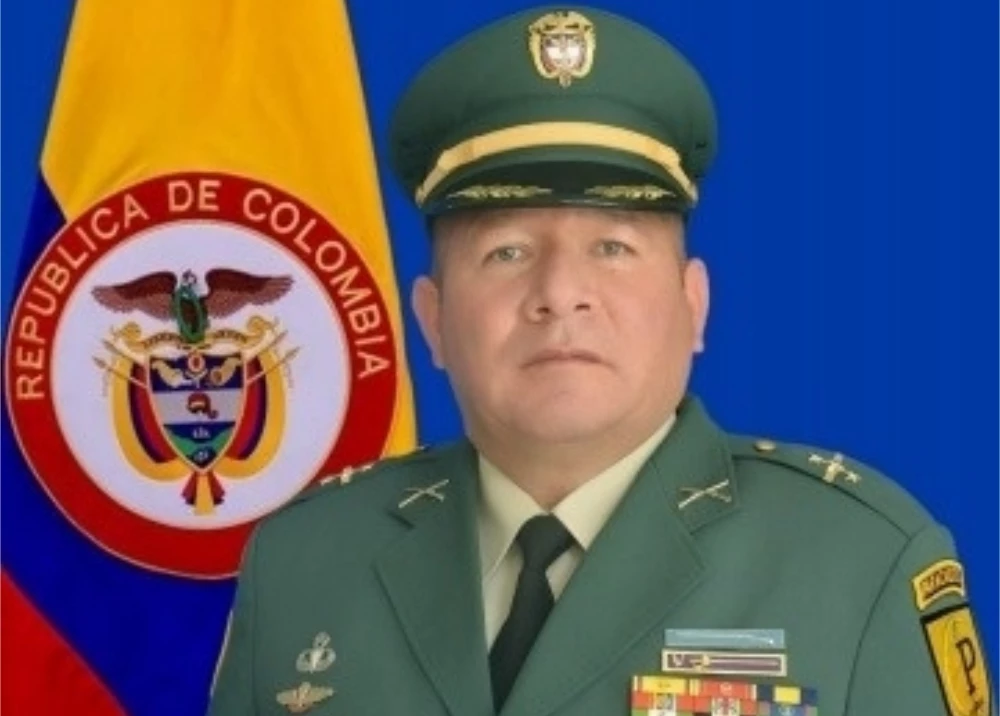 Coronel Óscar Alexander Amado Pinzón habría vendido armas a alias Mayimbú,  según la Fiscalía - Infobae