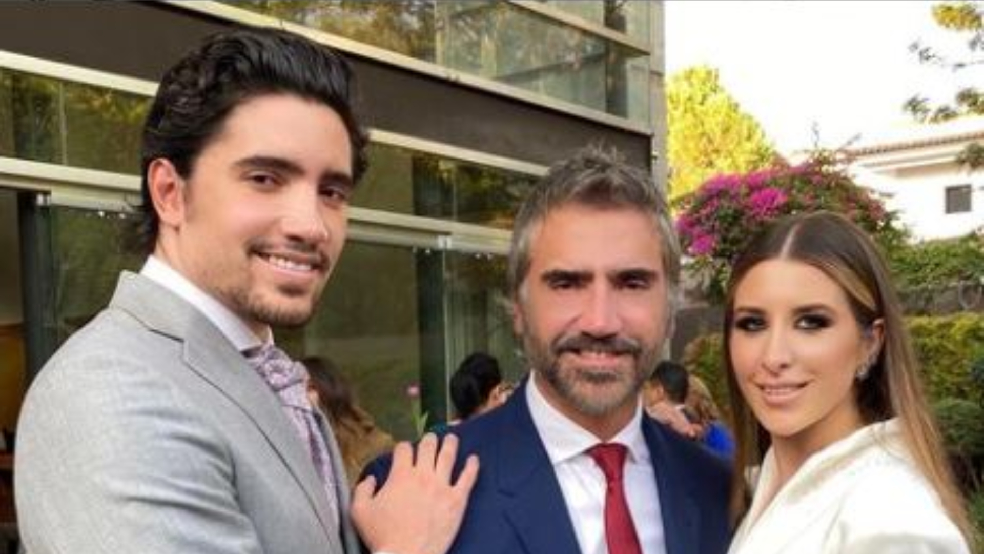 アレハンドロ フェルナンデスは 次の孫娘であるミアを歓迎しました これ以上何も求められない Infobae