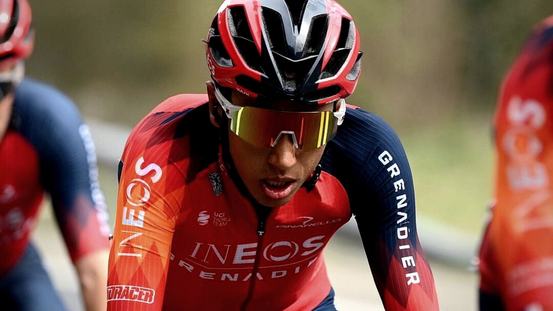 El colombiano no sufrió ninguna fractura tras su caída en la Vuelta a Cataluña 2023. @ineosgrenadiers/Instagram.