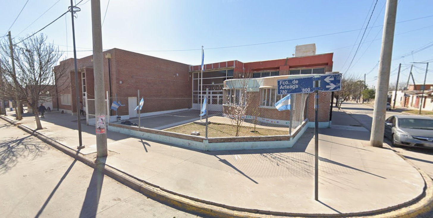 C&oacute;rdoba: una docente y una empleada de limpieza se intoxicaron por gases en un colegio y fueron hospitalizadas