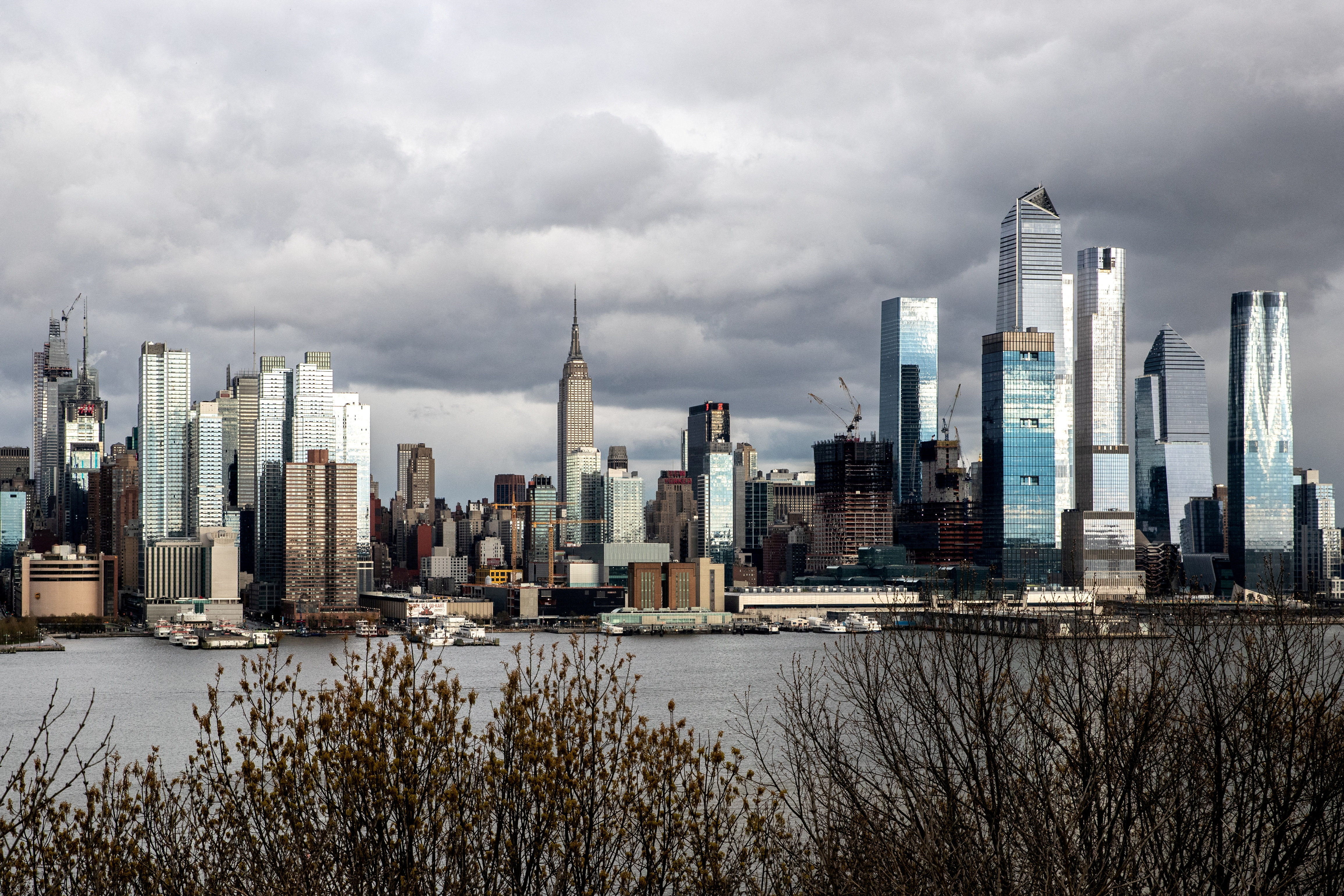 La ciudad de Nueva York se mantiene al tope del podio como la más costosa en el país (REUTERS/Jeenah Moon)