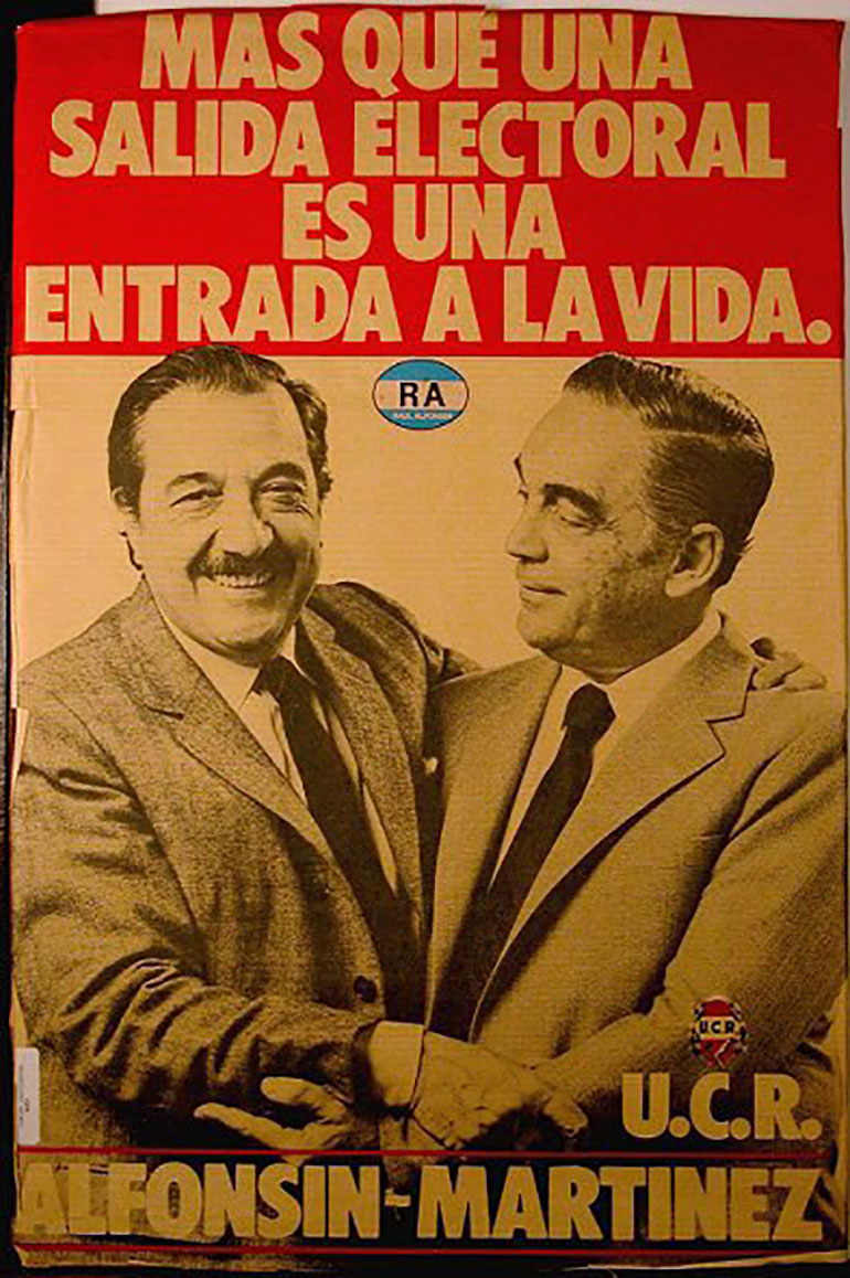 La fórmula ganadora de la UCR: Raúl Alfonsín y el cordobés Víctor Martínez, su vice