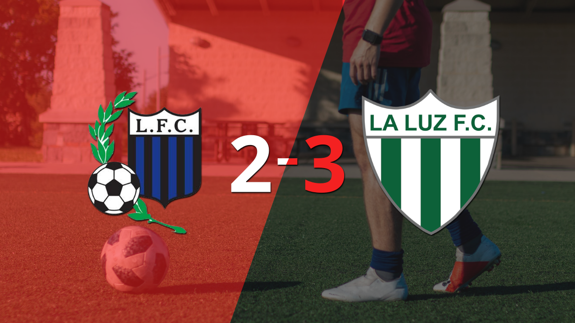 Liverpool (U) fue superado 3-2 en casa por La Luz