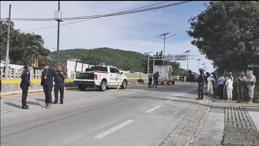 Mujer fue atropellada en la carretera por un elemento de la Marina (Foto: Vonoticias)