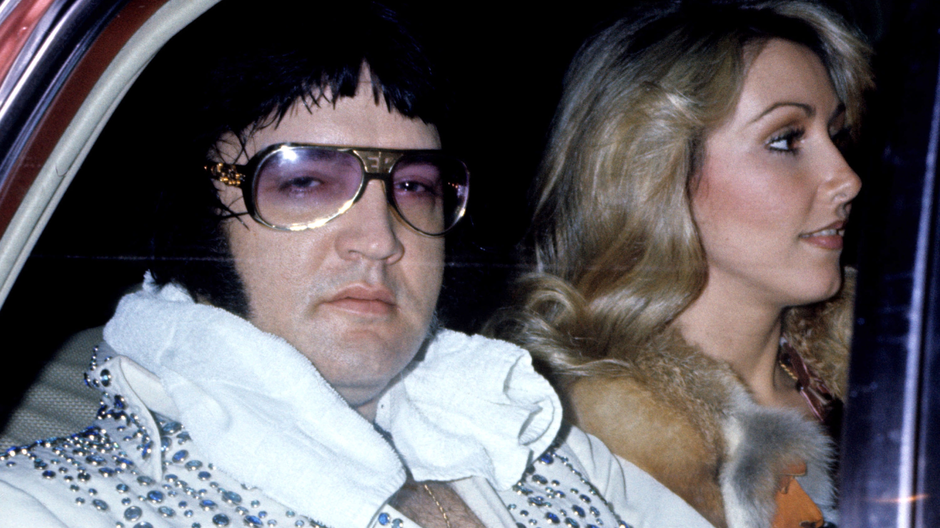 Los últimos meses de Elvis Presley: su cuerpo había colapsado y controlaba los dolores crónicos abusando de sustancias  