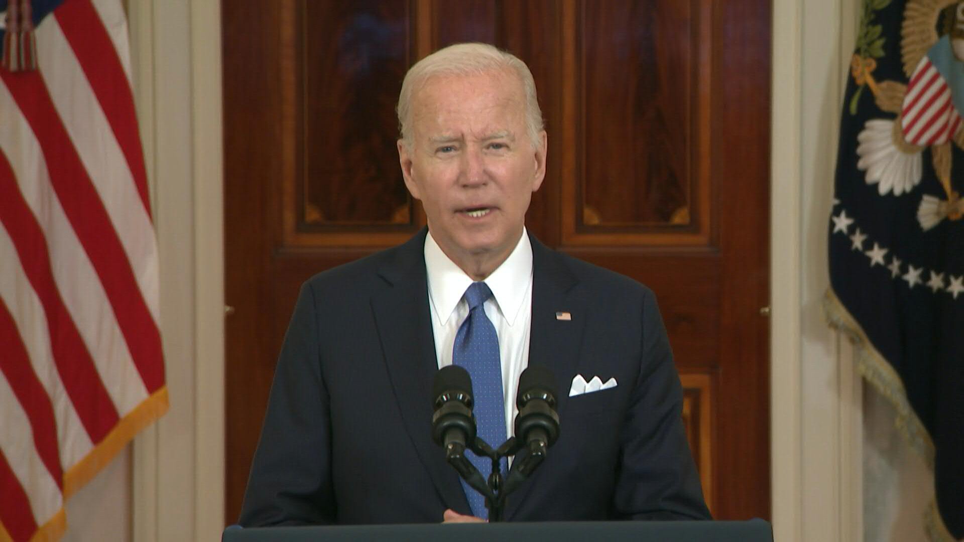 El presidente de Estados Unidos, Joe Biden, declaró el viernes que es un "día triste" para su país