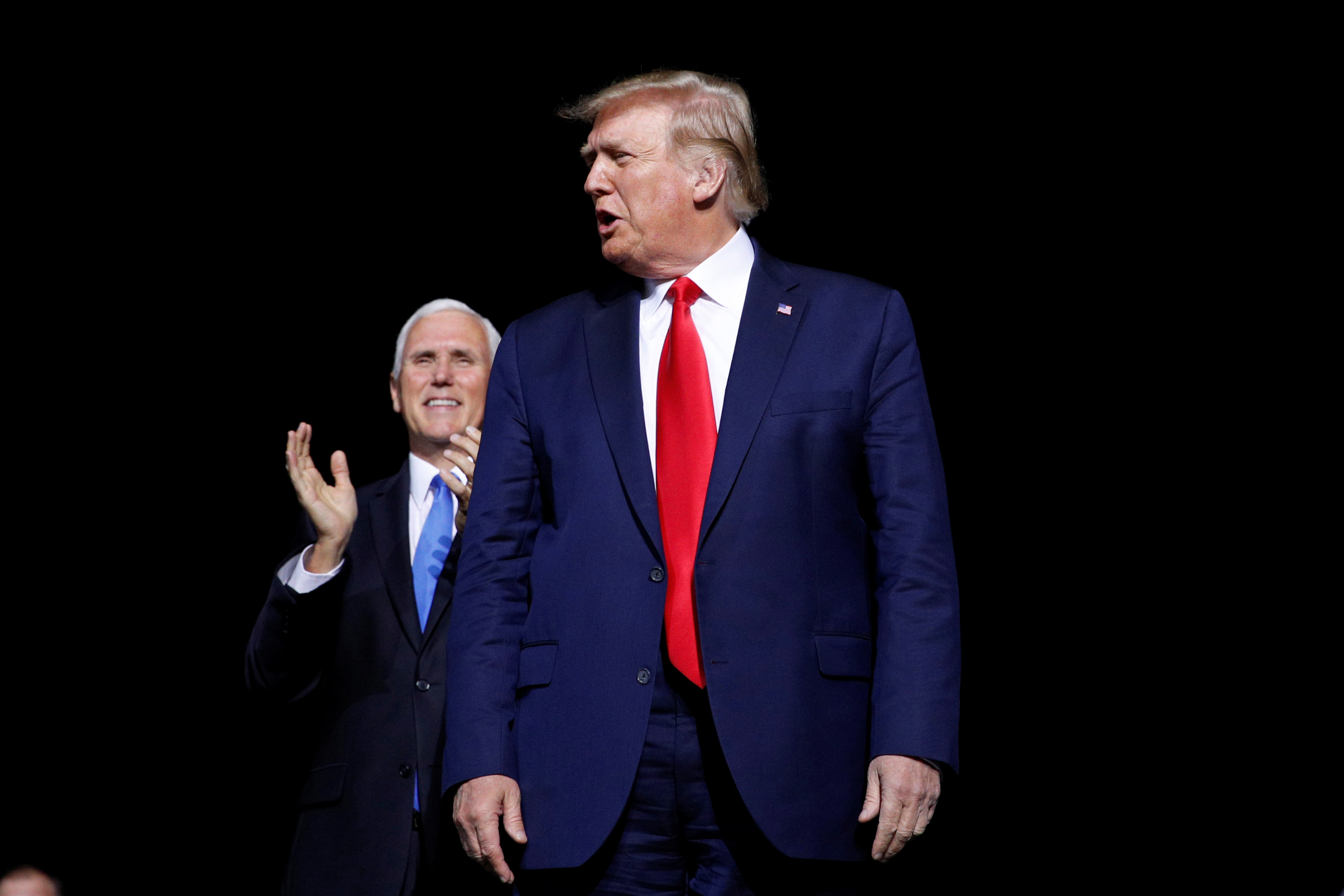 Donald Trump y Mike Pence (REUTERS/Tom Brenner)