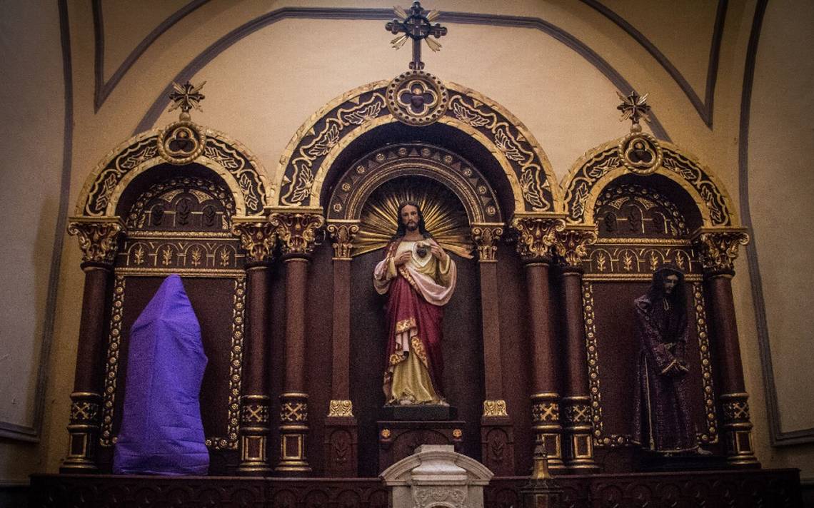 Semana Santa 2024: Esta es la misteriosa razón por lo que se tapa con telas  moradas a los santos en las iglesias - Infobae