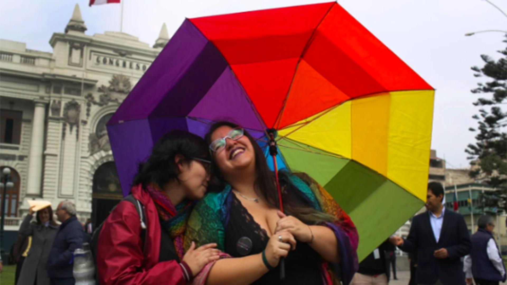 Giancarlo Mori explicó los 40 años del movimiento LGBT en Perú: “La comunidad busca ser tratada como iguales”