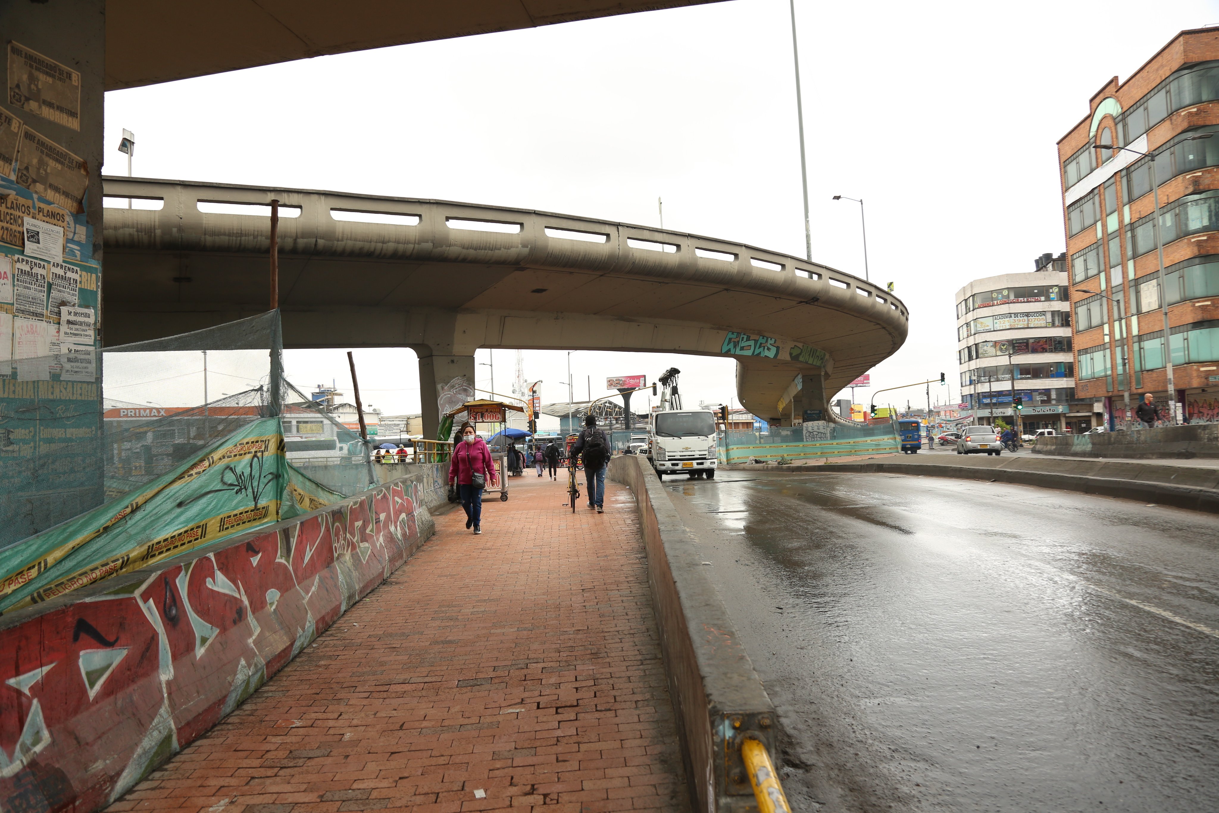 Habrá 13 desvíos viales por demolición de un puente en el sur de Bogotá 