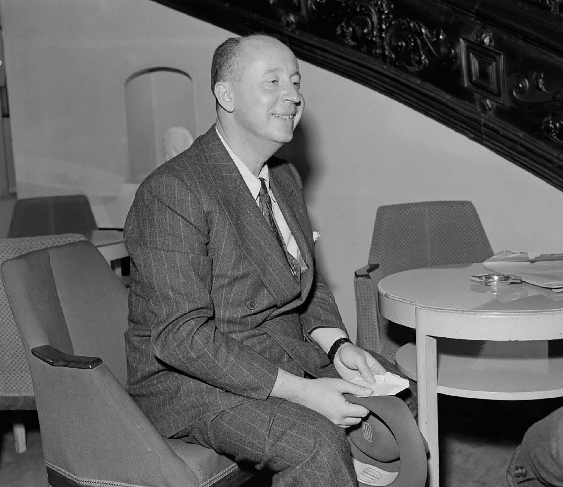 Christian Dior ignoró lo que resultaría ser el último consejo de su pitonisa: “No viajes a la Toscana”.  Murió allí de una crisis cardíaca inesperada. Tenía 52 años (Stanley Sherman/Daily Express/Hulton Archive/Getty Images)