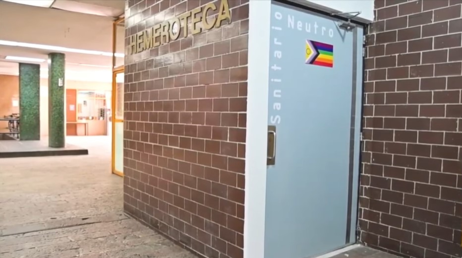 The Faculty of Chemistry of the UNAM enabled a neutral bathroom for people who live gender identity from diversity.  (Capture: UNAM Global)