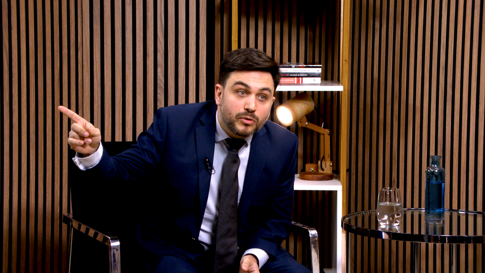 El picante ida y vuelta de Marra en La entrevista informal.