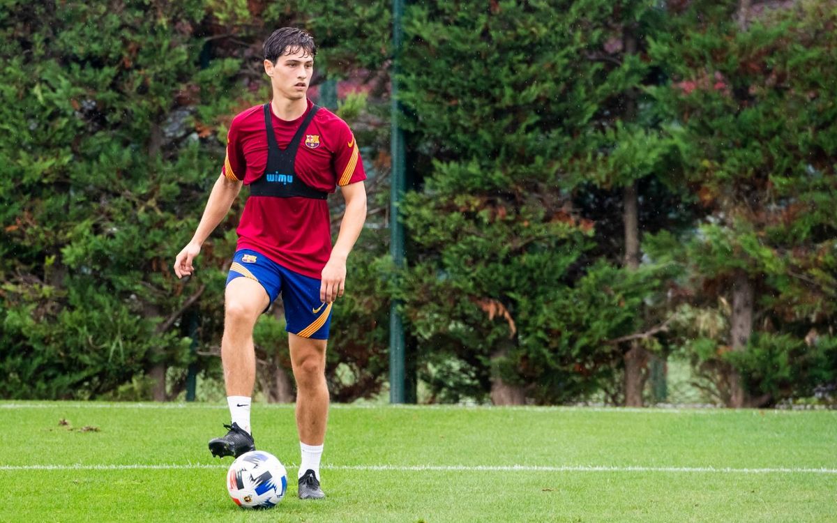 Solano, el colombiano del FC Barcelona que podría ser el futuro lateral  derecho de la Selección de Queiroz - Infobae
