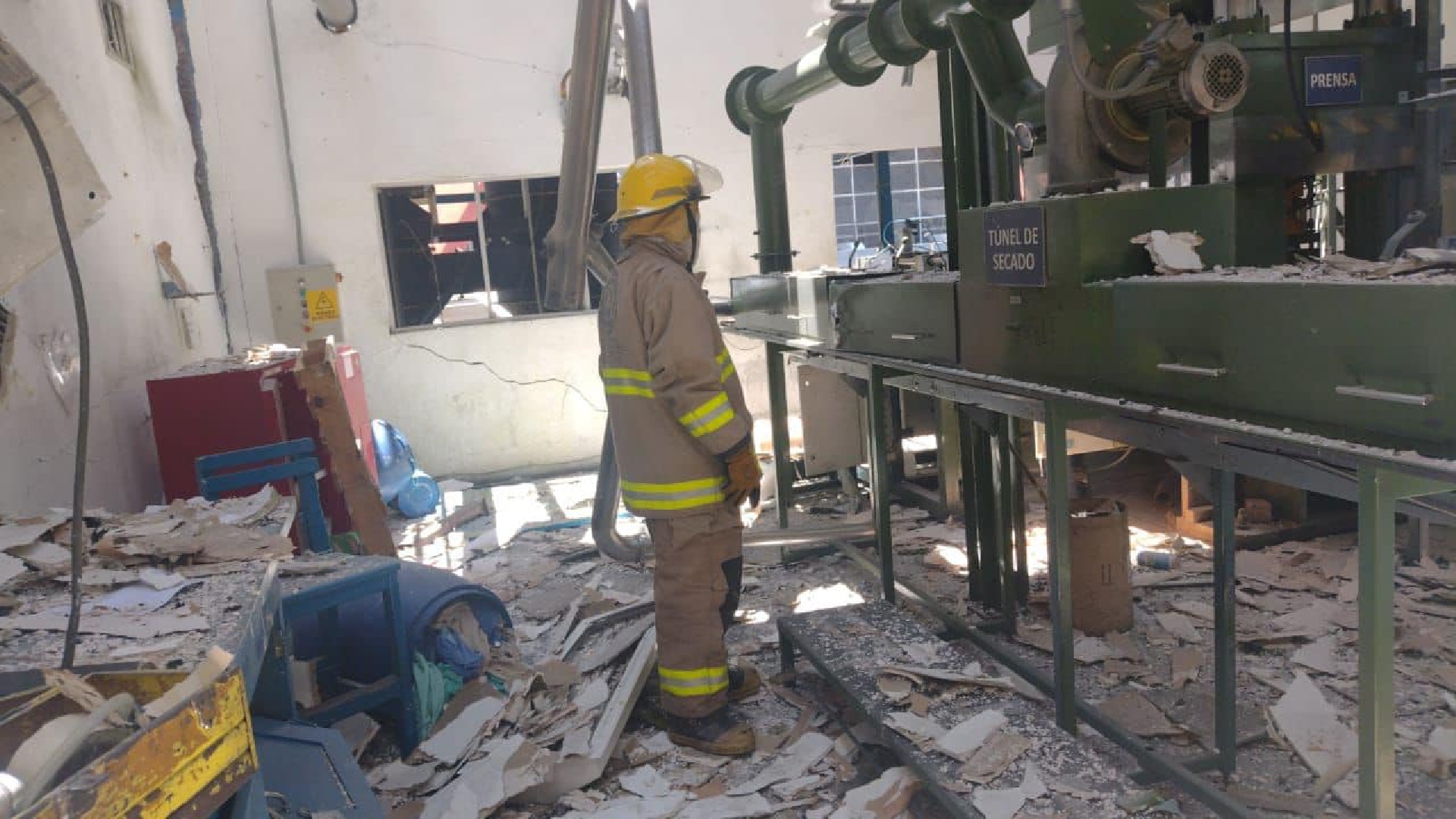 Explosión en fábrica de cartuchos Tecnos de Cuernavaca, Morelos NXI7OABV7NFKBB4VMM2G33JZLA